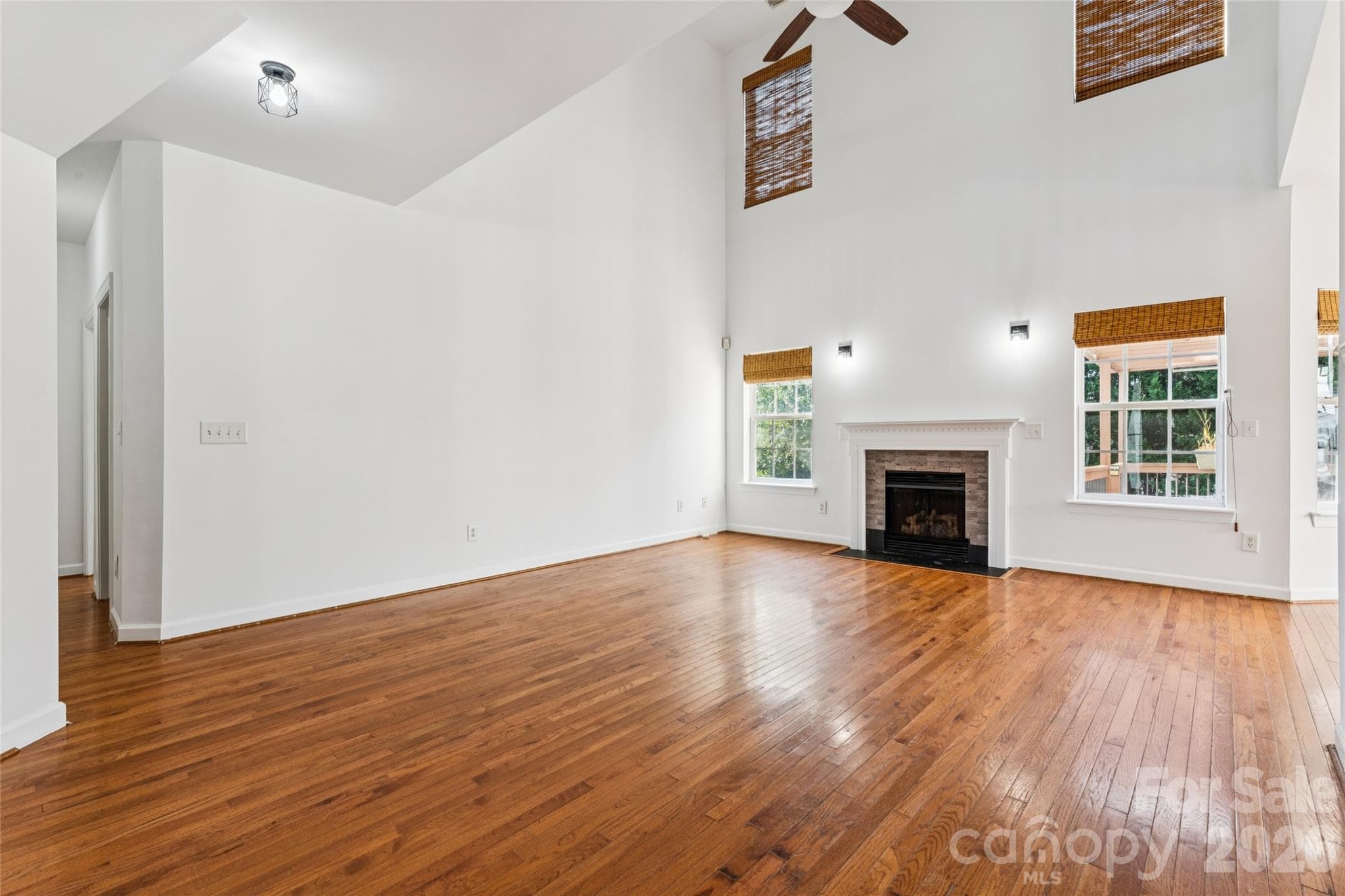 Single Family Residence at 104 Planters Drive, Statesville, photo 8 of 42