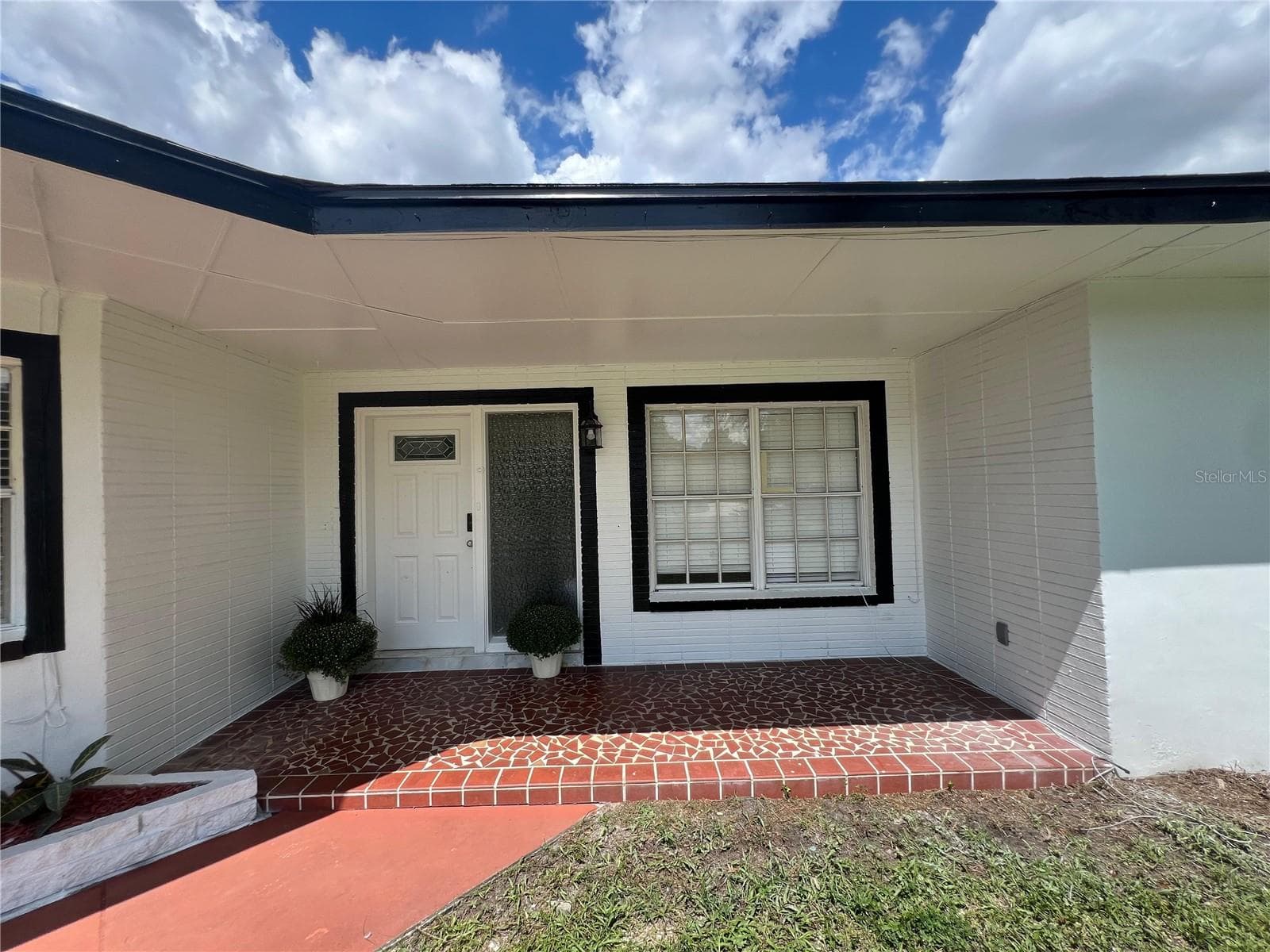Single Family Residence at 10909 W ELBOW DR, TAMPA, photo 5 of 18