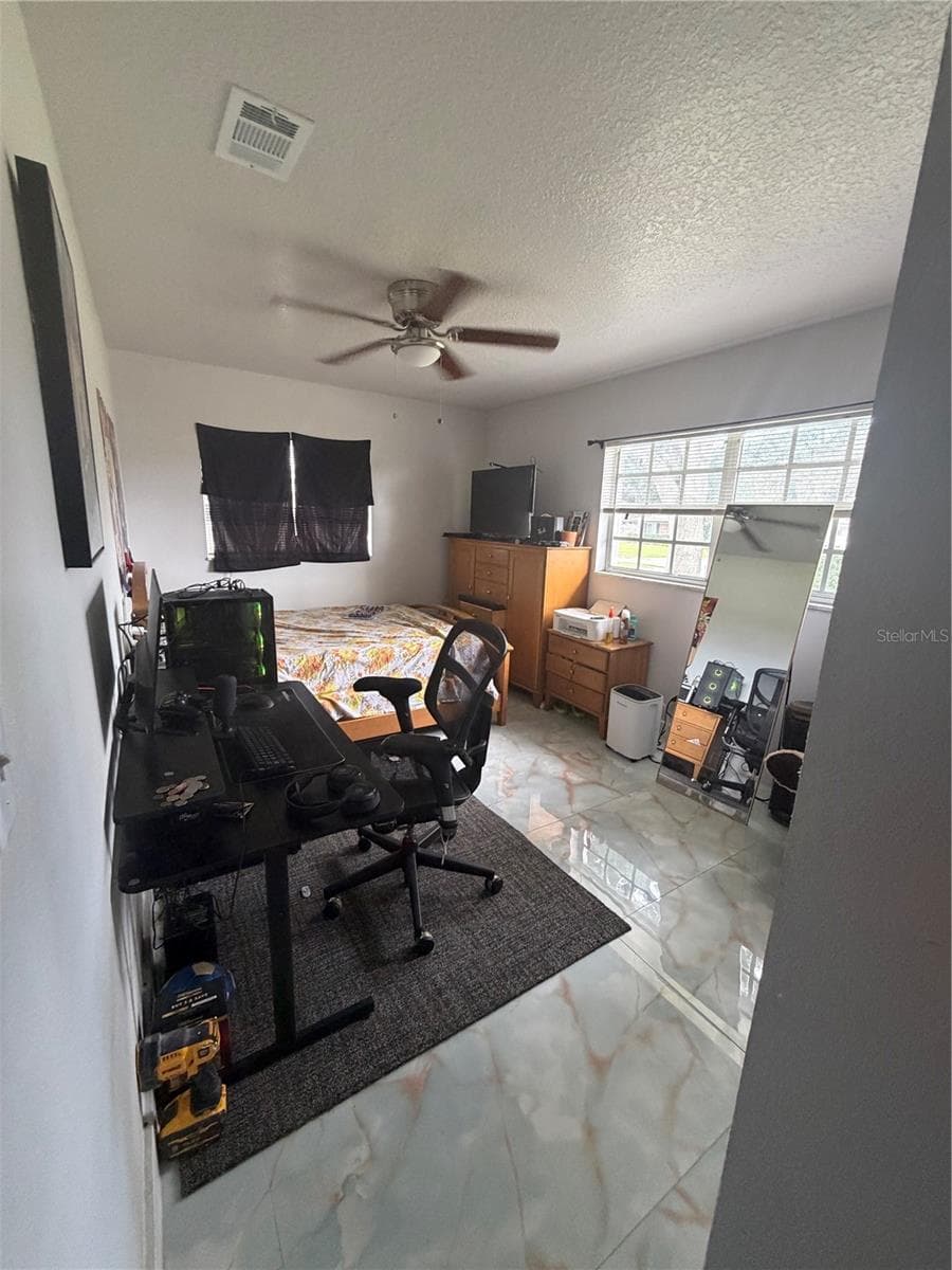 Single Family Residence at 10909 W ELBOW DR, TAMPA, photo 11 of 18