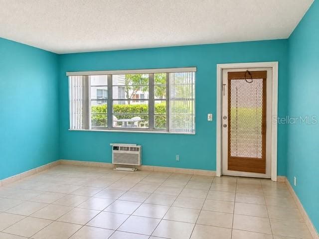 living room - 146 CAMDEN G #146, WEST PALM BEACH
