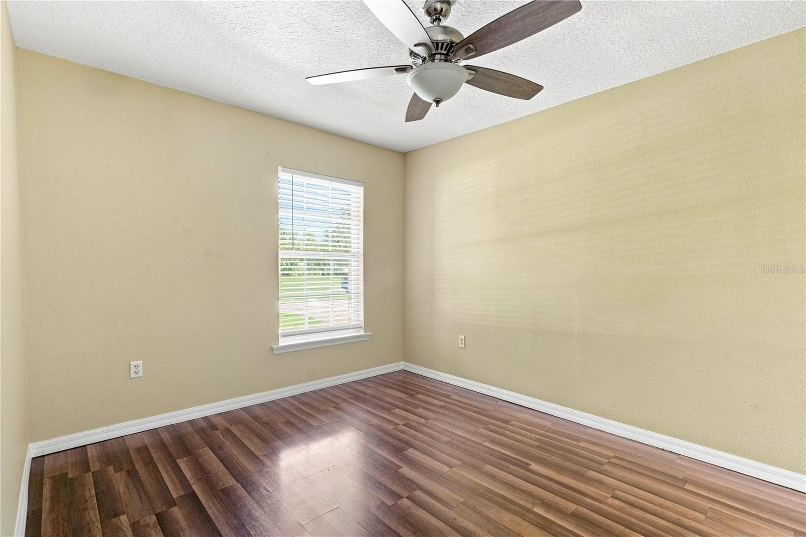 Single Family Residence at 930 DERBYSHIRE DR, KISSIMMEE, photo 24 of 29