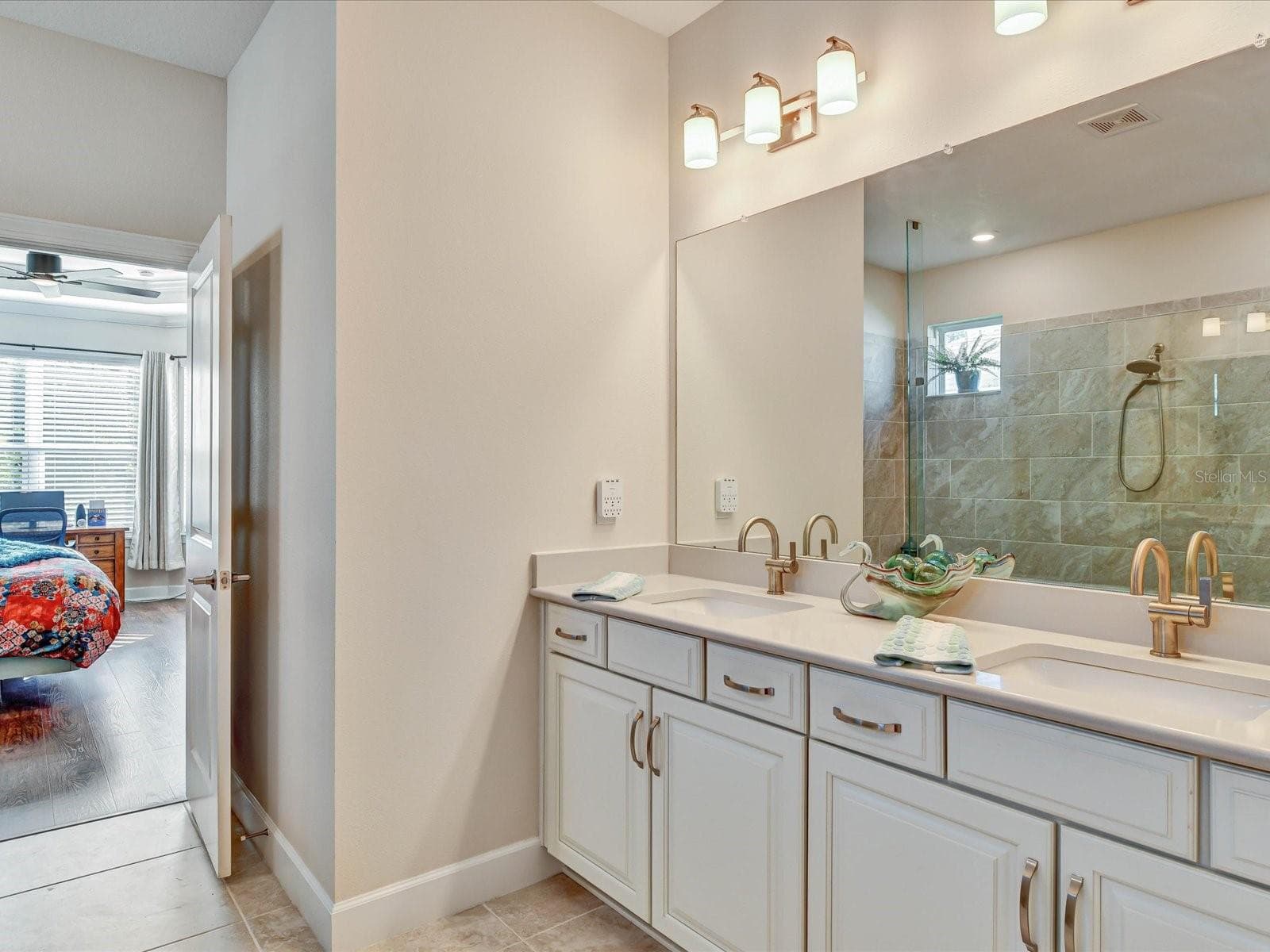Single Family Residence at 29735 CASSINO CT, WESLEY CHAPEL, photo 37 of 76