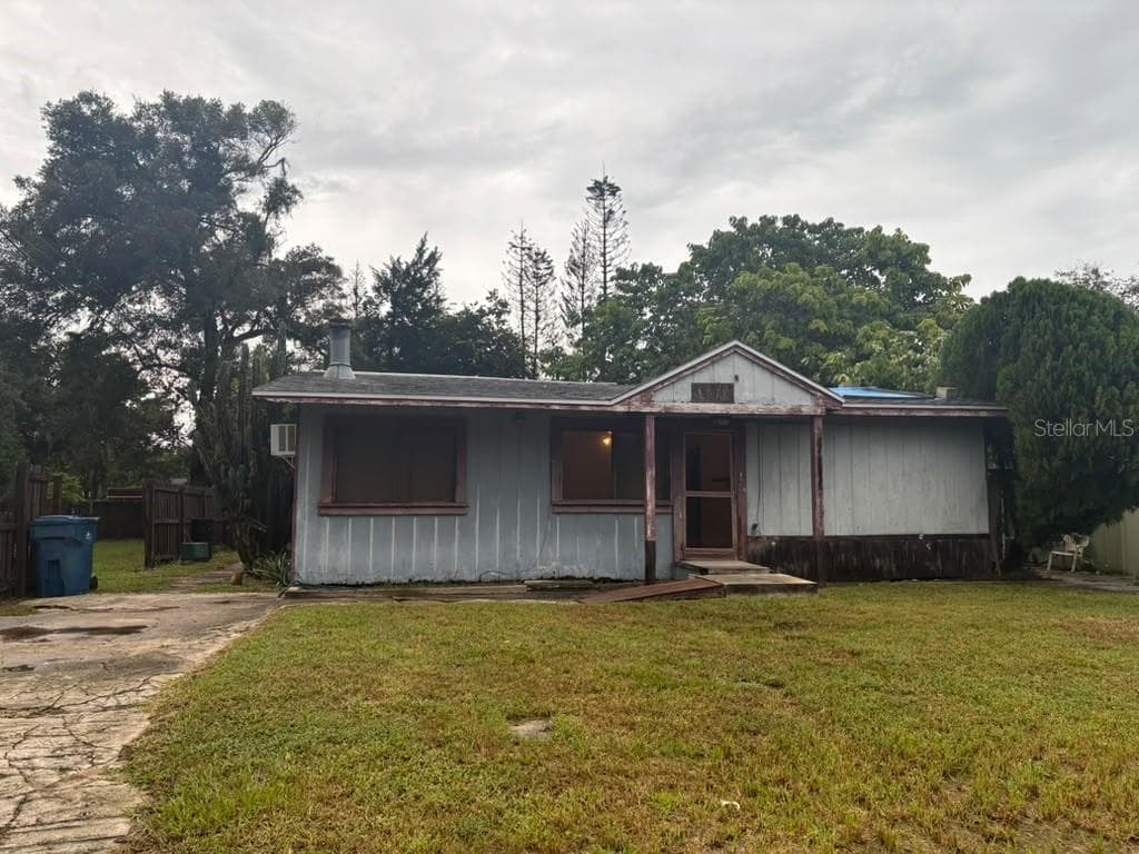 Single Family Residence at 1212 10TH ST, DAYTONA BEACH, photo 6 of 20