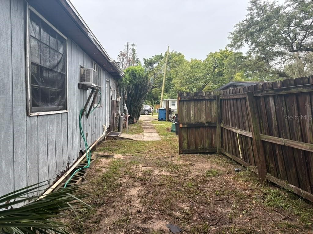 Single Family Residence at 1212 10TH ST, DAYTONA BEACH, photo 18 of 20