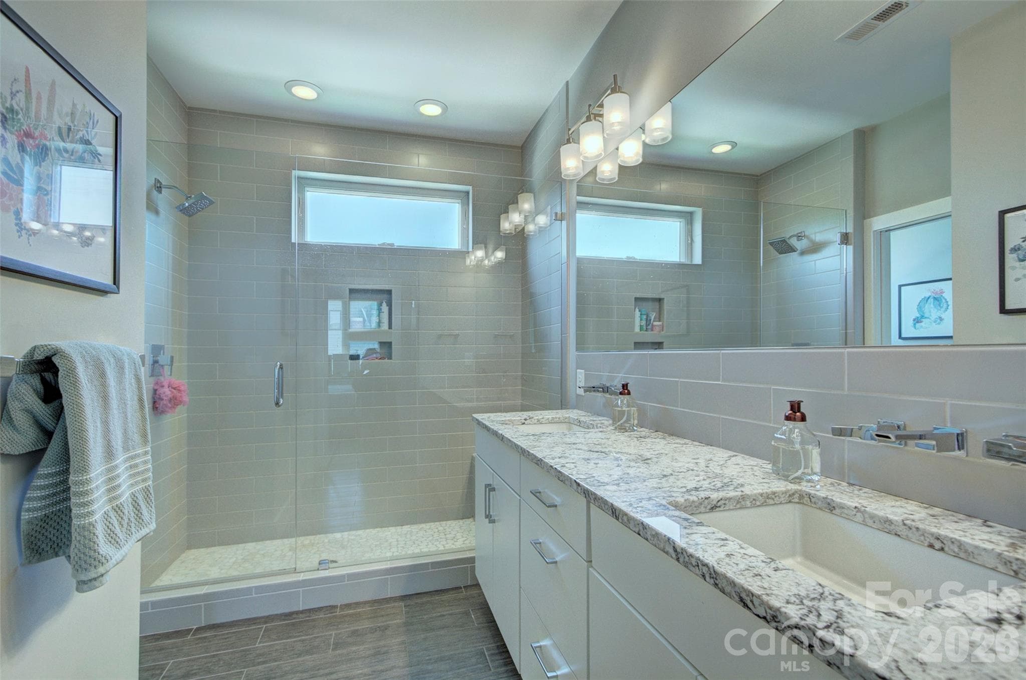 Condominium at 914 Westbrook Drive, Charlotte, photo 14 of 34