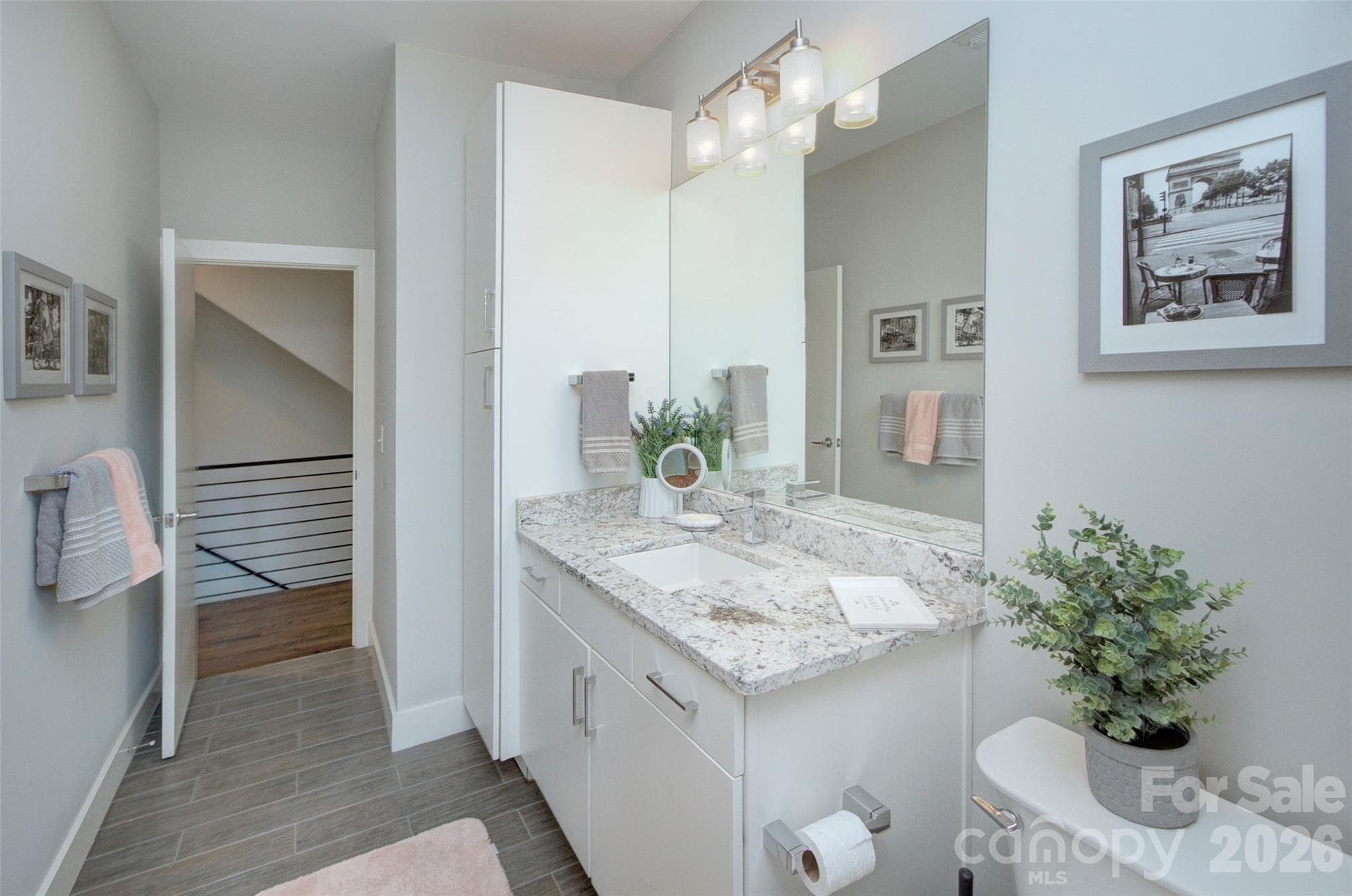 Condominium at 914 Westbrook Drive, Charlotte, photo 20 of 34
