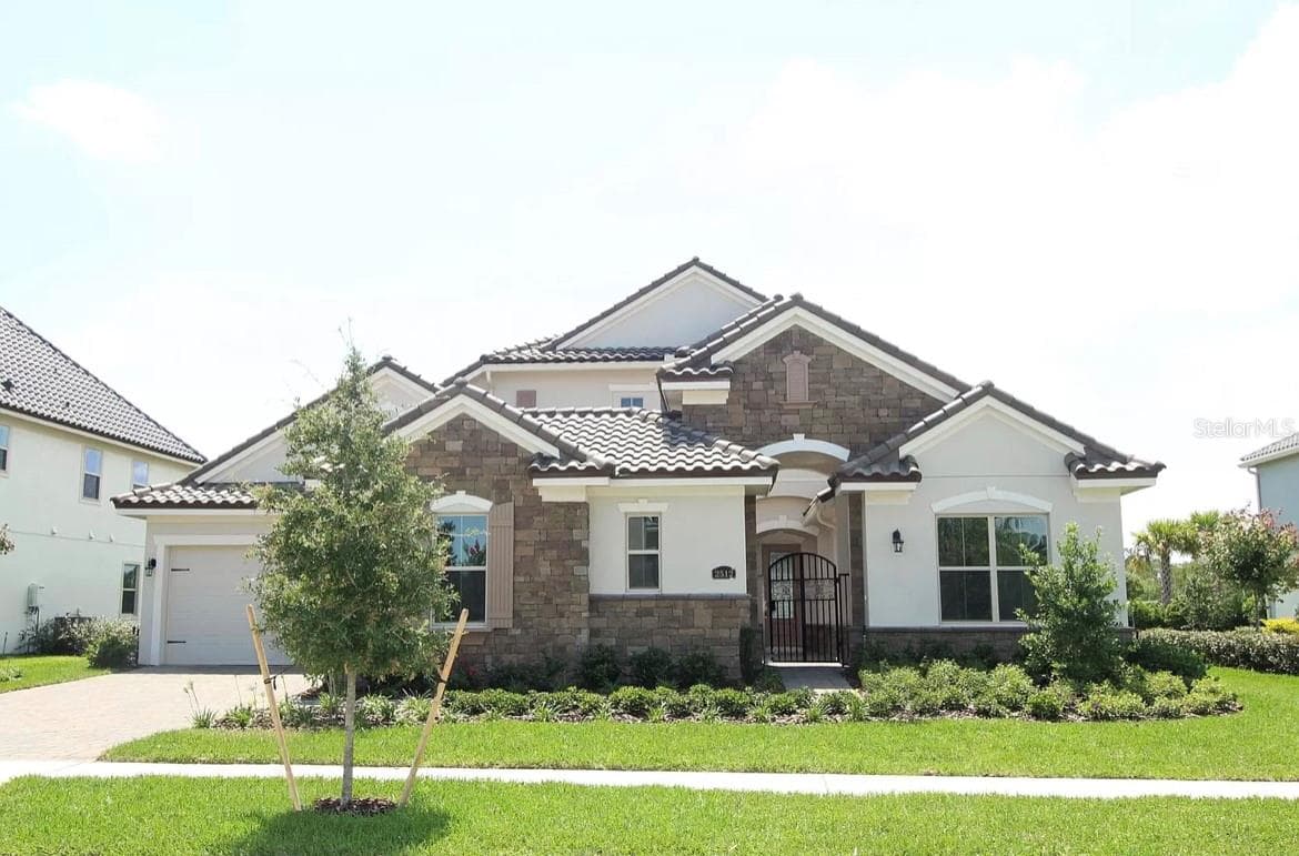 2512 DIAMOND RIDGE CT