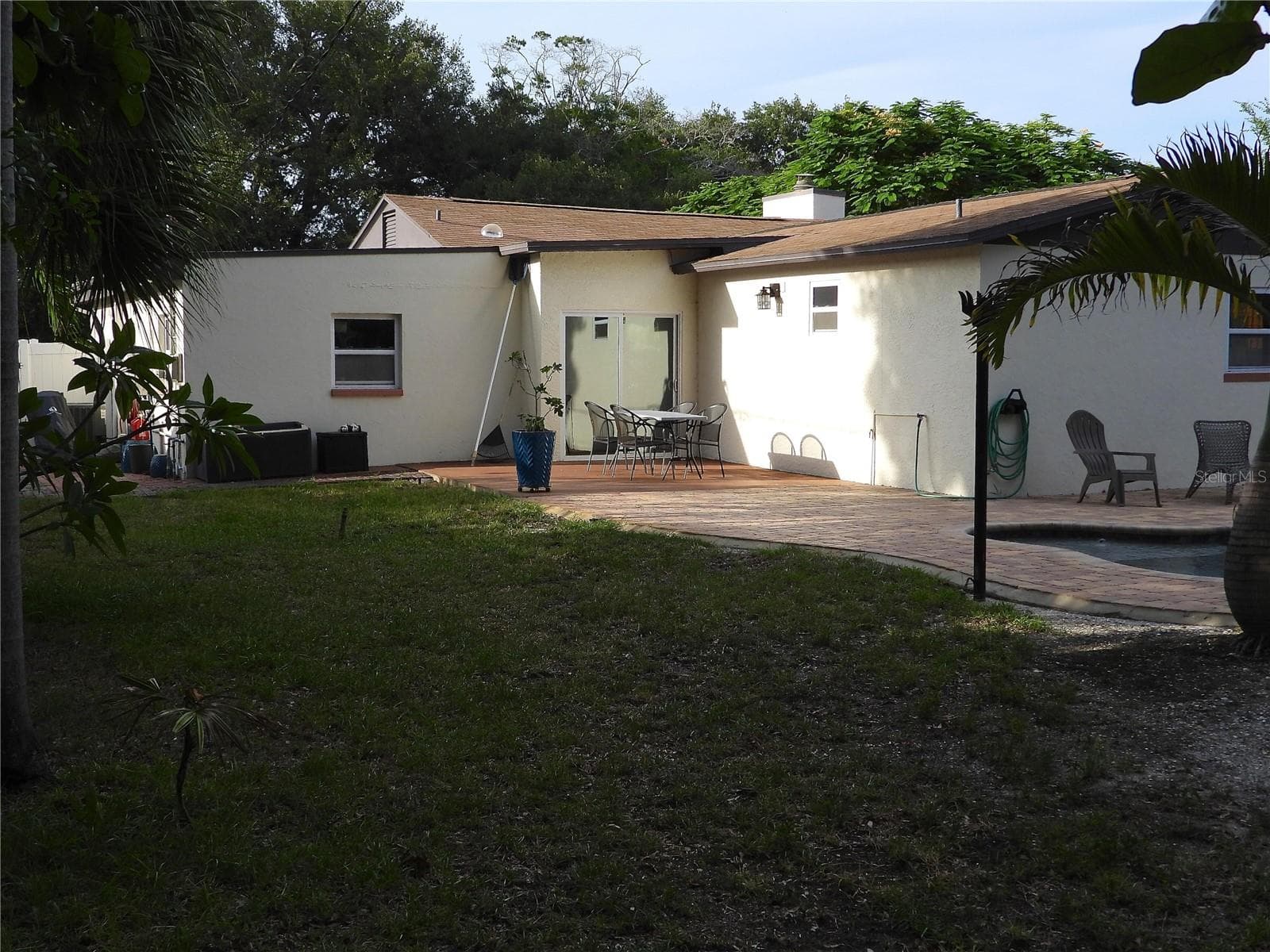 Single Family Residence at 7800 COUNTRY CLUB RD N, ST PETERSBURG, photo 25 of 26