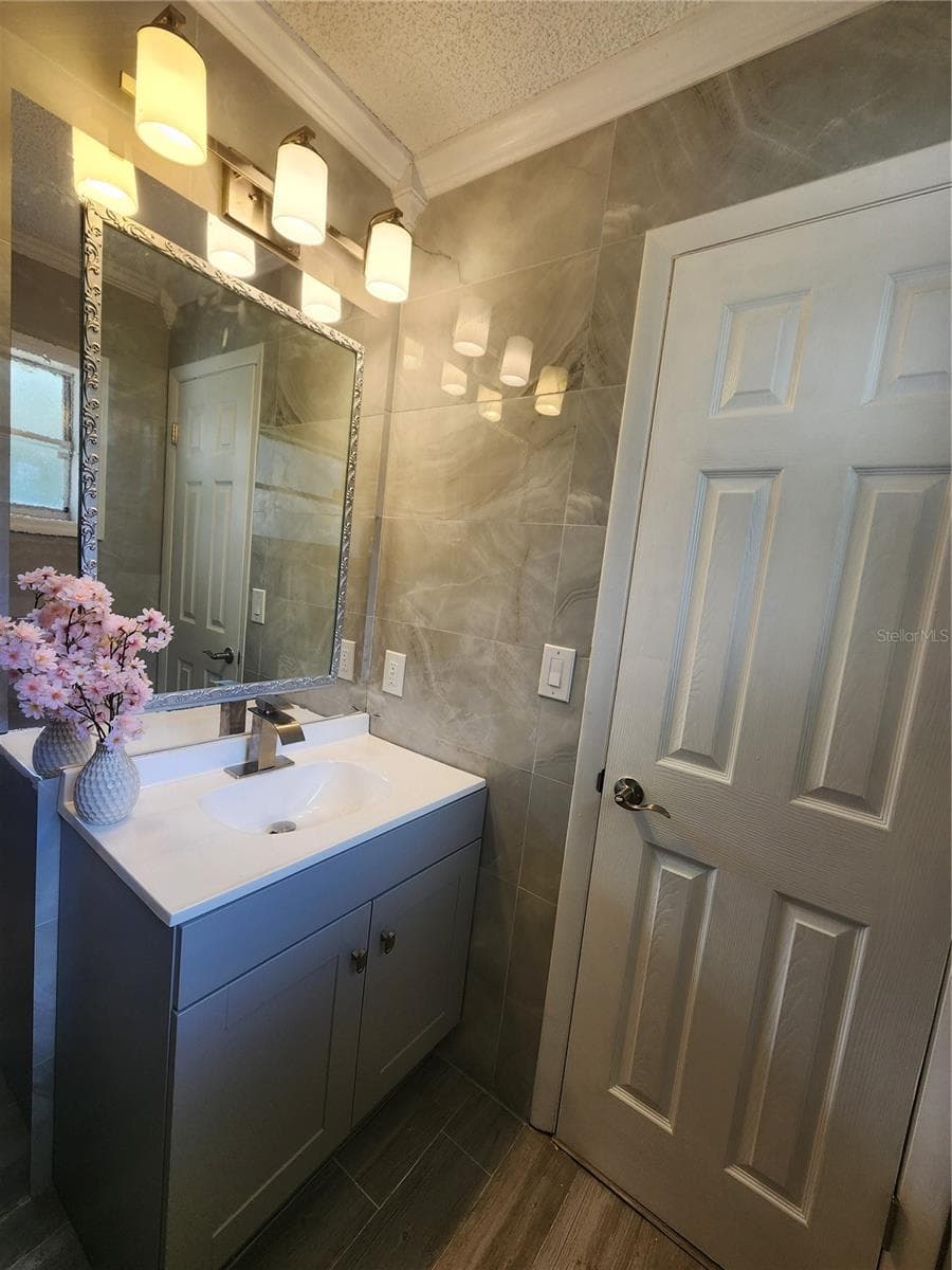 Single Family Residence at 2871 W ALBATROSS RD, AVON PARK, photo 17 of 23