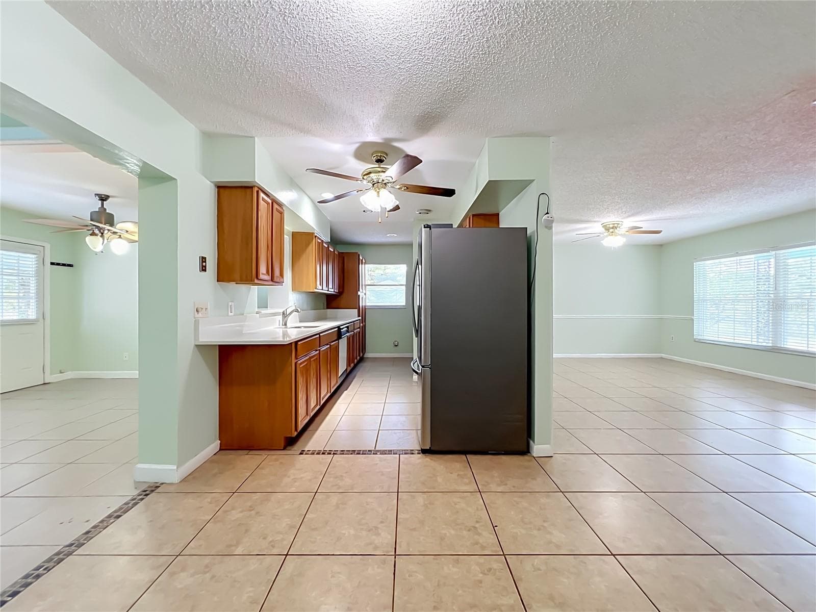Single Family Residence at 1118 LITTLE SPRING HILL DR, OCOEE, photo 4 of 62