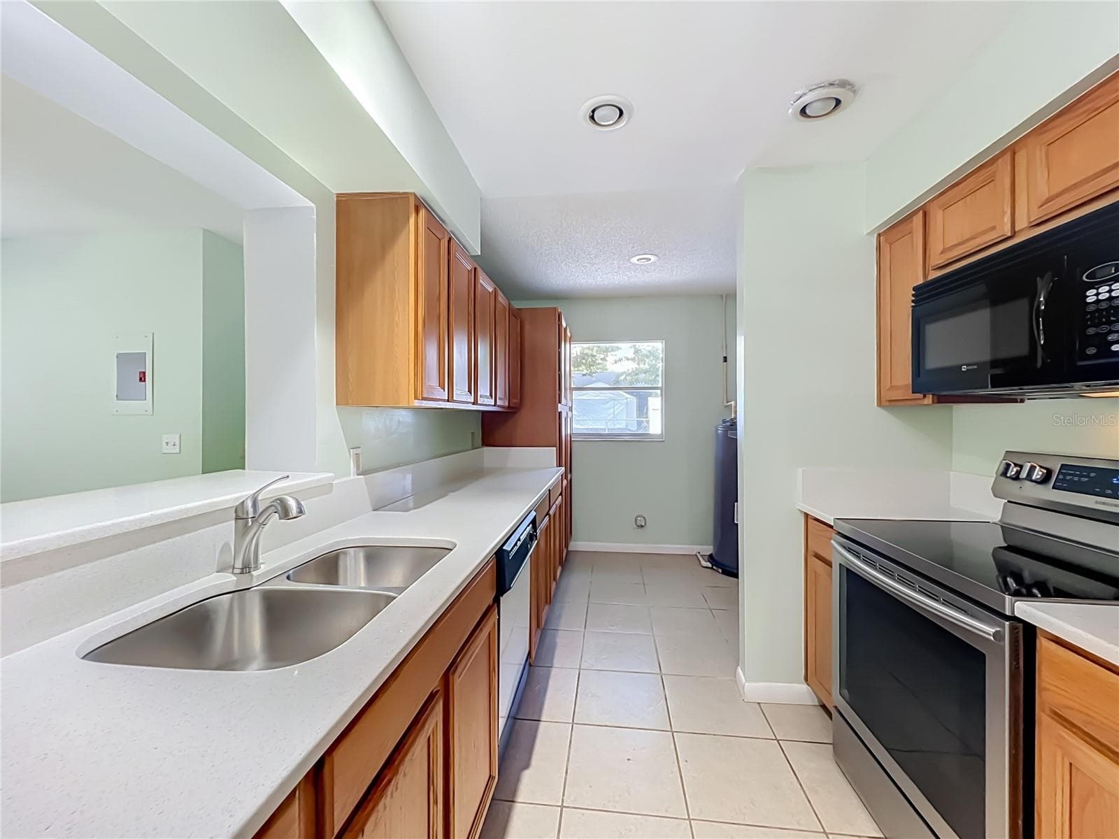 Single Family Residence at 1118 LITTLE SPRING HILL DR, OCOEE, photo 6 of 62