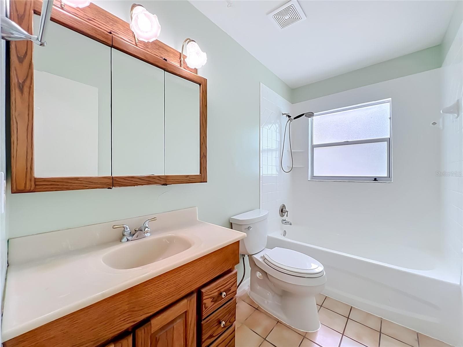 Single Family Residence at 1118 LITTLE SPRING HILL DR, OCOEE, photo 23 of 62