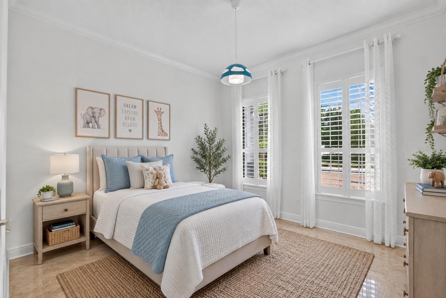 staged - 8467 DUNHAM STATION DR, TAMPA