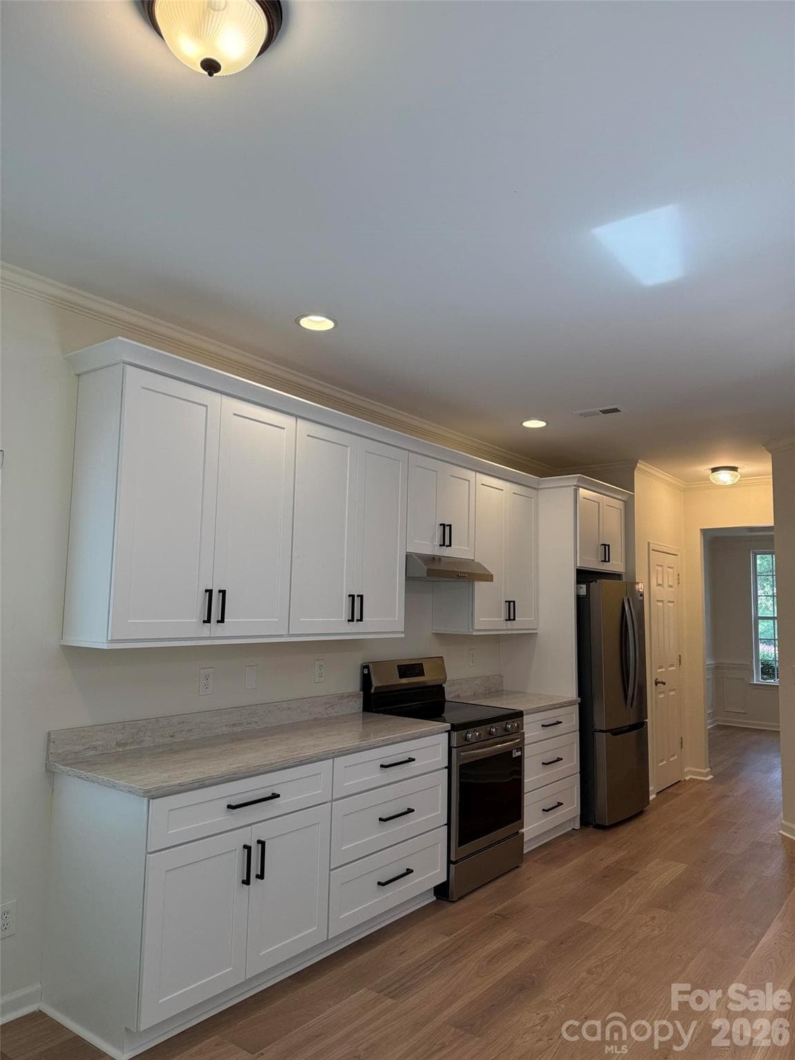 Single Family Residence at 17234 Georgian Hall Drive, Charlotte, photo 7 of 14