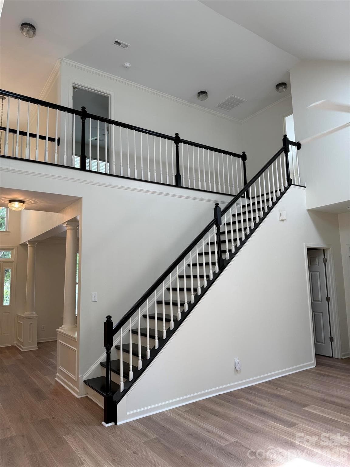 Single Family Residence at 17234 Georgian Hall Drive, Charlotte, photo 9 of 14