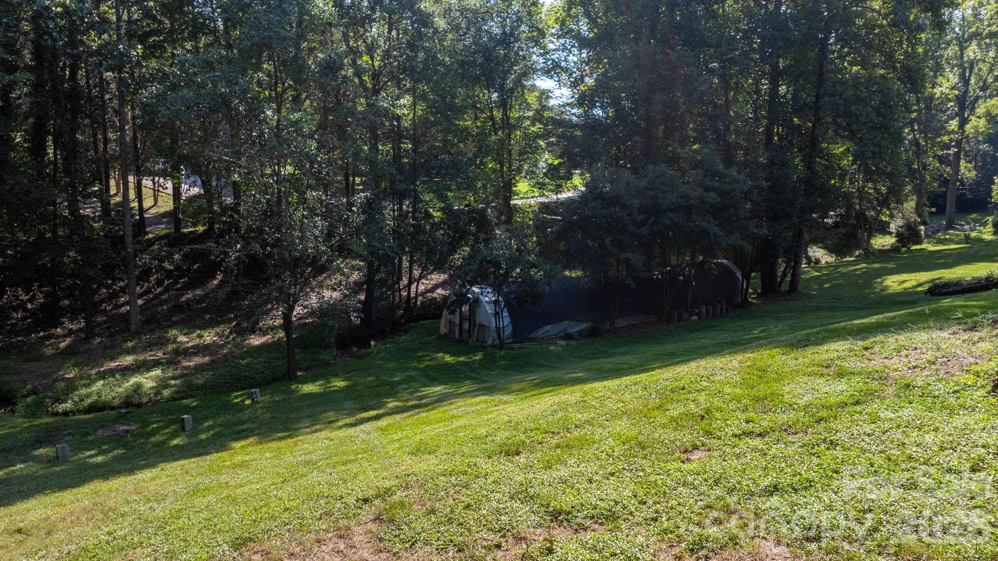 20X60 Greenhouse - 250 36th Avenue NW, Hickory