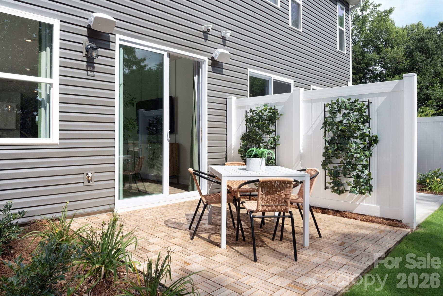 Townhouse at 1313 Vibrant Road, Charlotte, photo 12 of 14