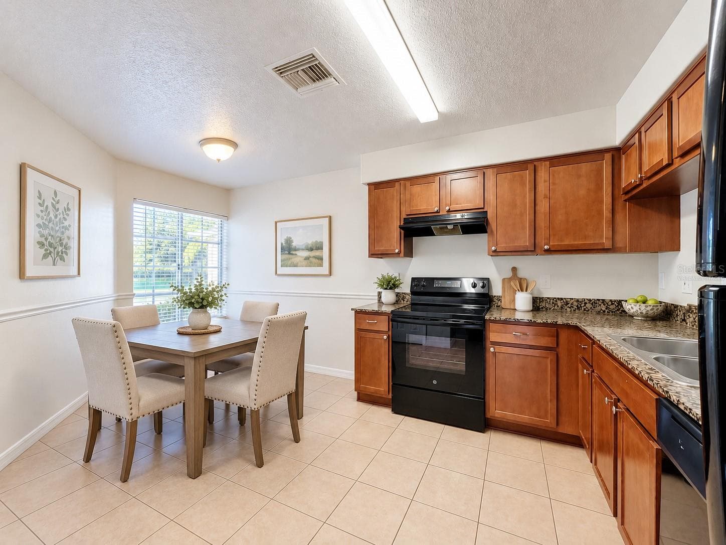 Virtually Staged - 31225 TAGUS LOOP, WESLEY CHAPEL