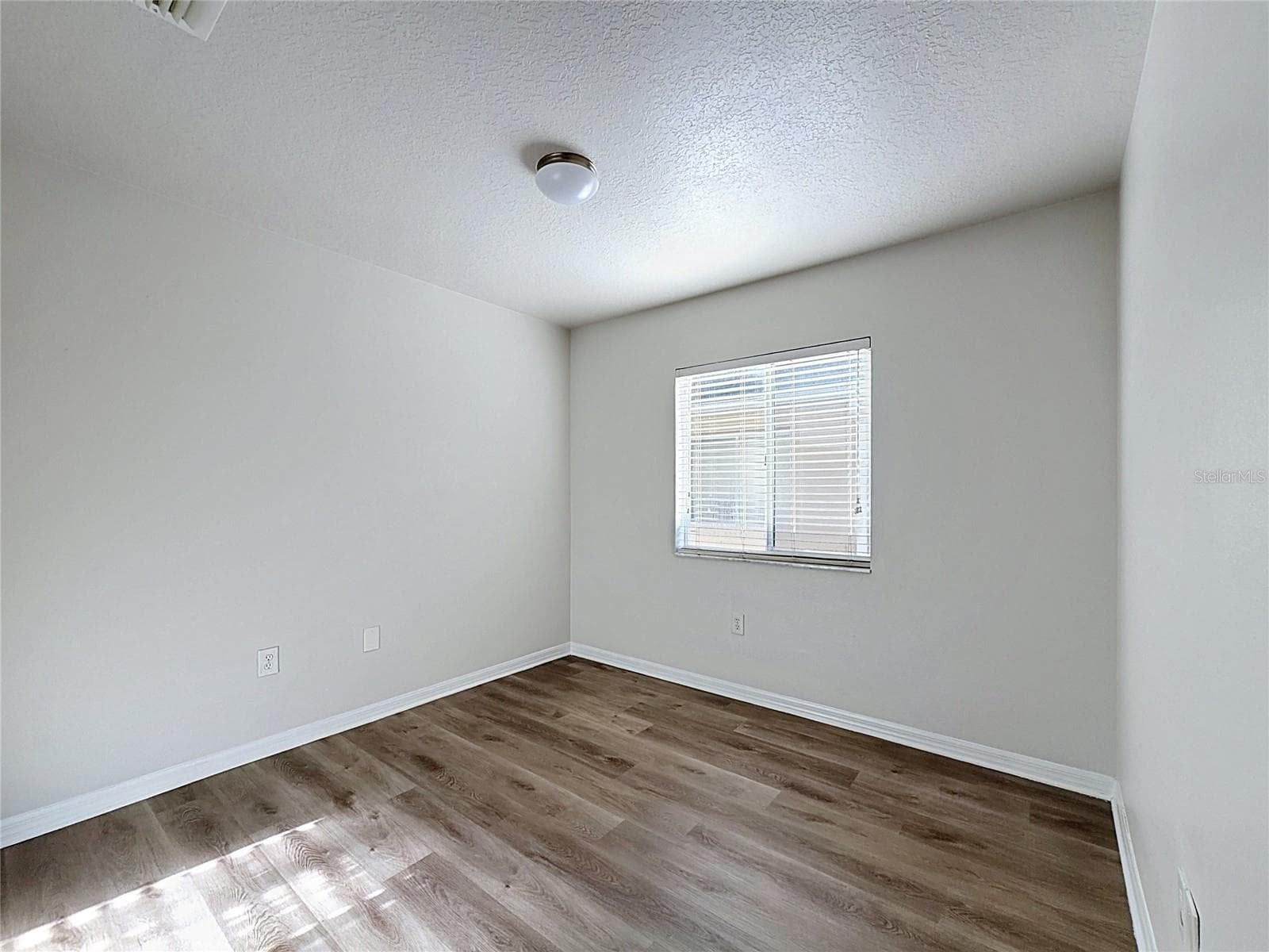 Single Family Residence at 31225 TAGUS LOOP, WESLEY CHAPEL, photo 16 of 25