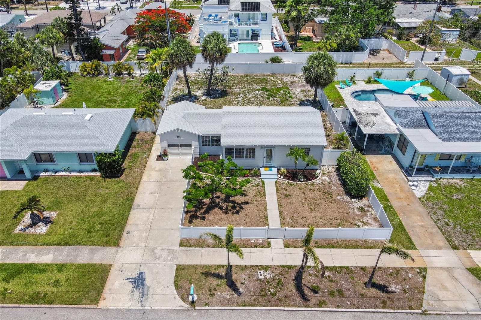 Single Family Residence at 260 42ND AVE, ST PETE BEACH, photo 27 of 38