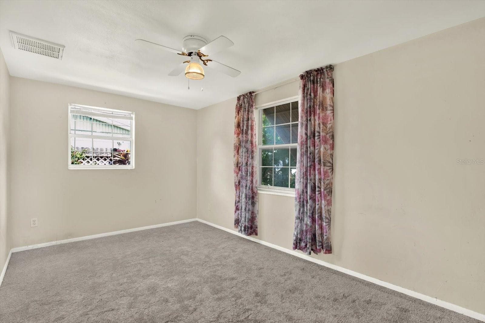 Single Family Residence at 4737 LONGWOOD AVE, HOLIDAY, photo 11 of 23