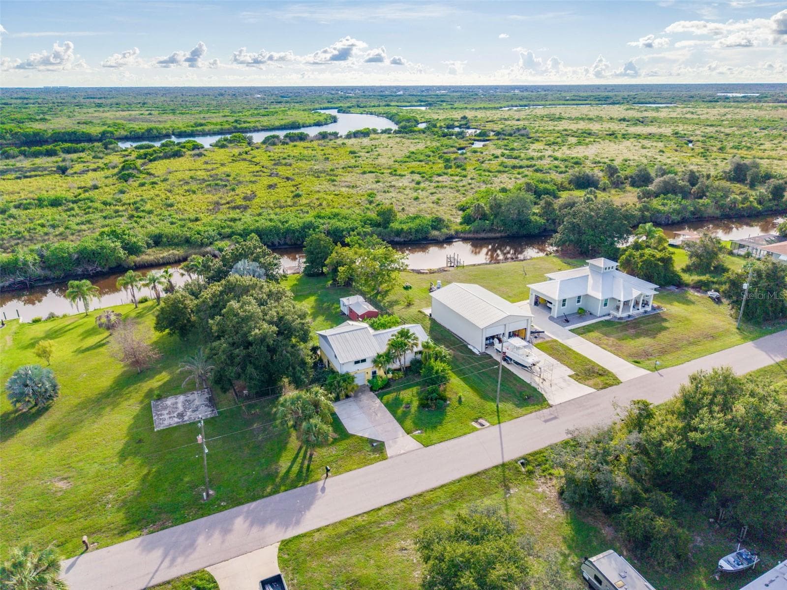 195 SUMMERSET DR