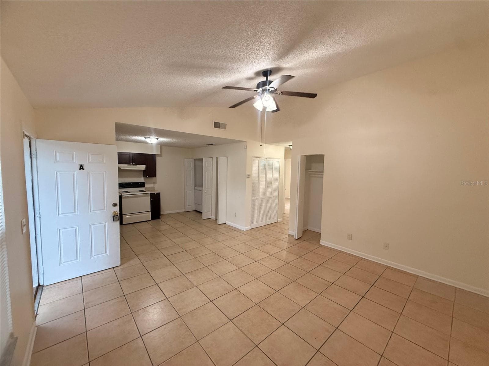 Half Duplex at 9406 N HARTTS DR #A, TAMPA, photo 6 of 24