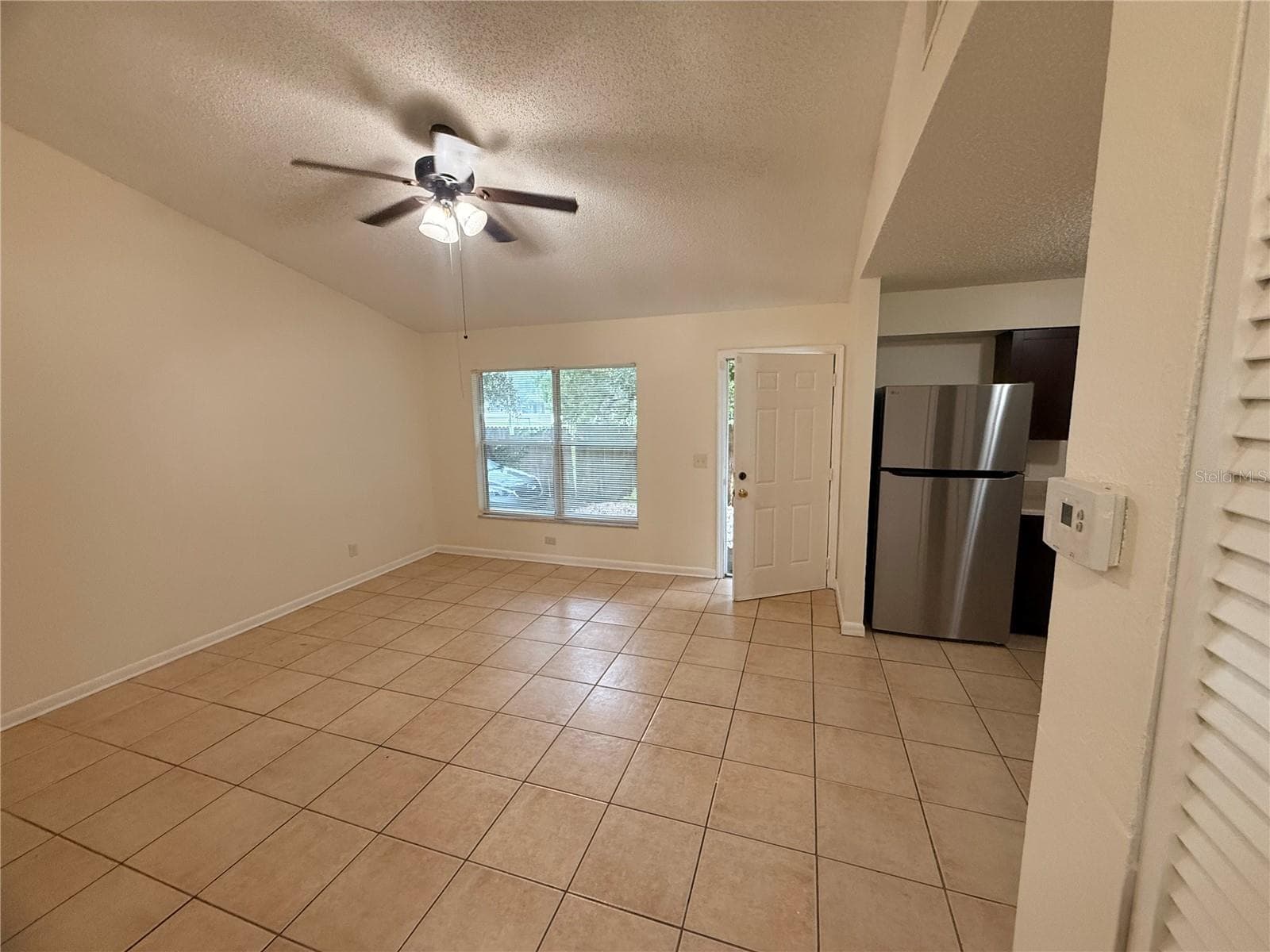 Half Duplex at 9406 N HARTTS DR #A, TAMPA, photo 8 of 24