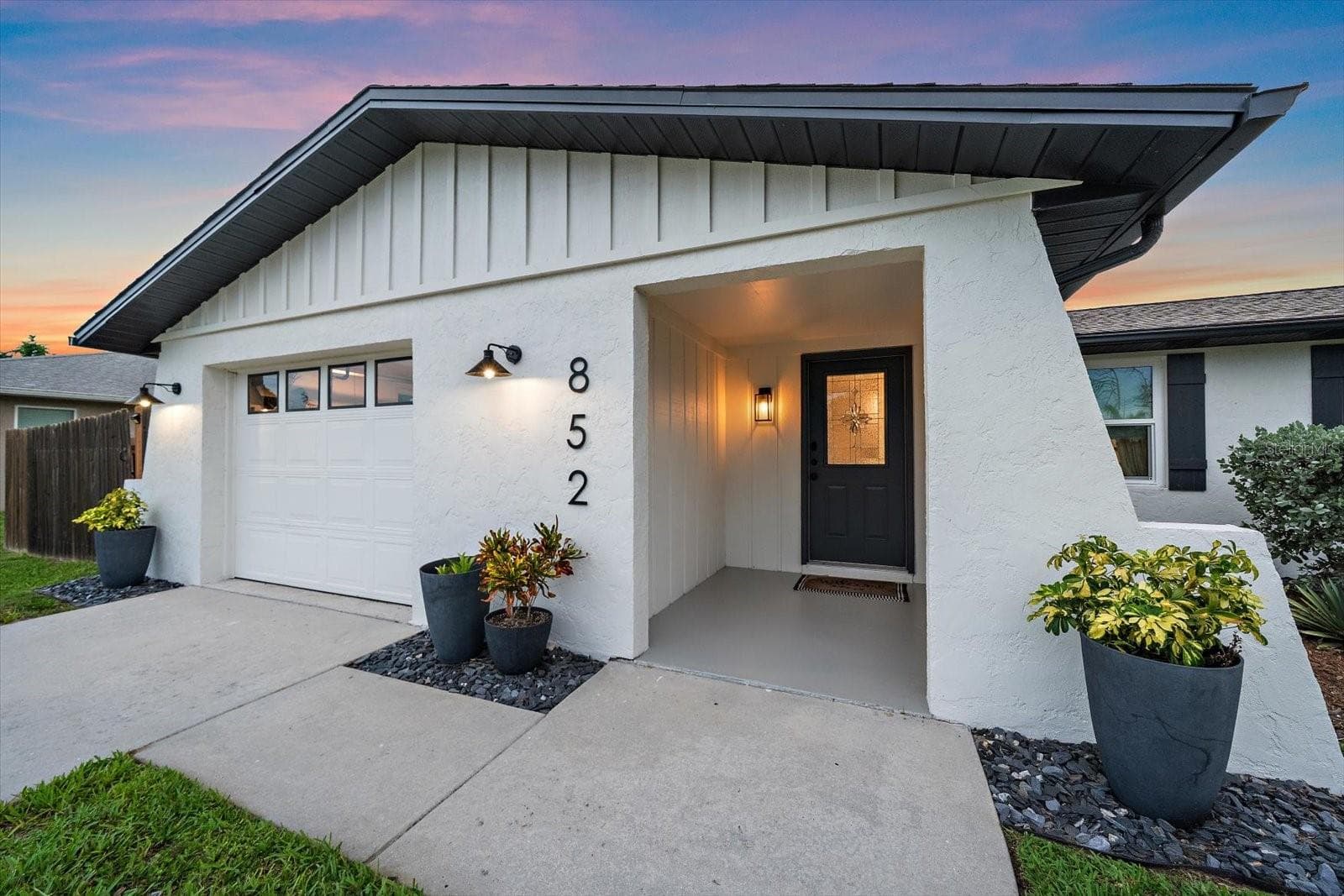 Single Family Residence at 852 ACADIA RD, VENICE, photo 2 of 48