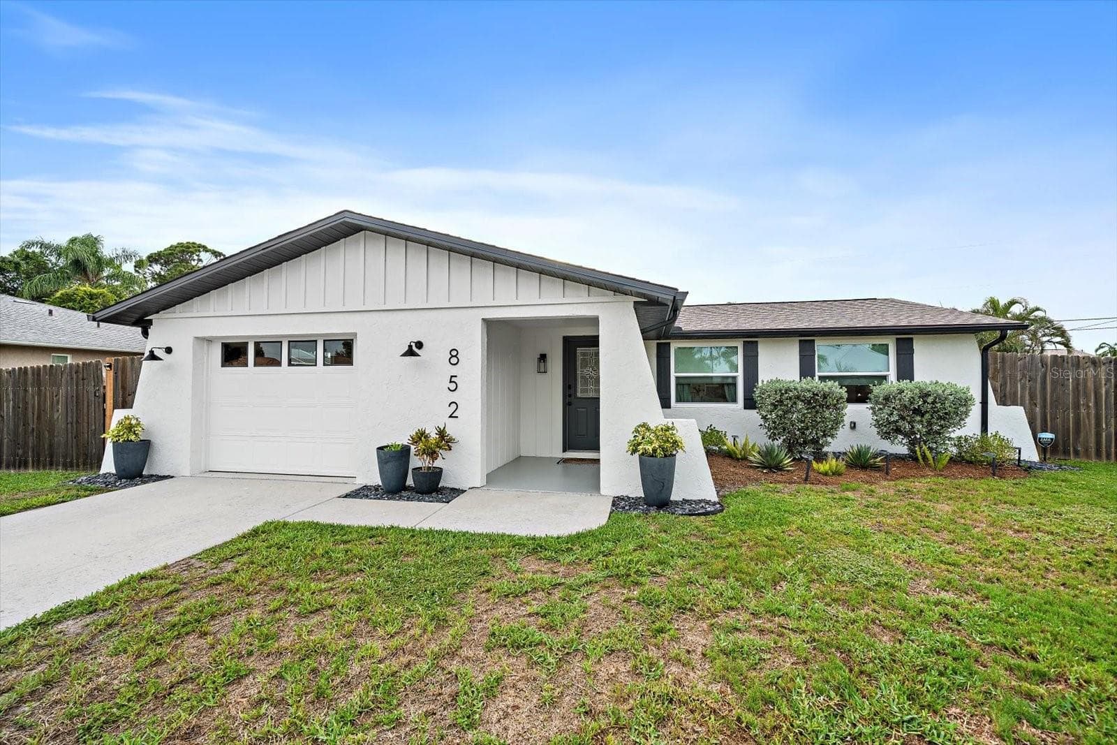Single Family Residence at 852 ACADIA RD, VENICE, photo 38 of 48