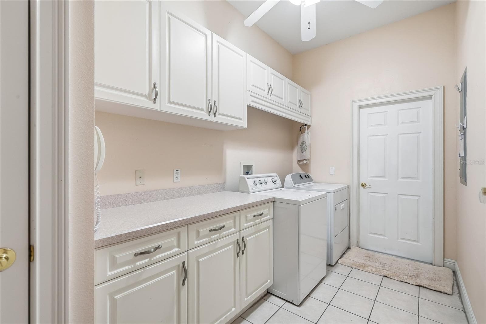 Laundry Room - 18350 HANCOCK BLUFF RD, DADE CITY