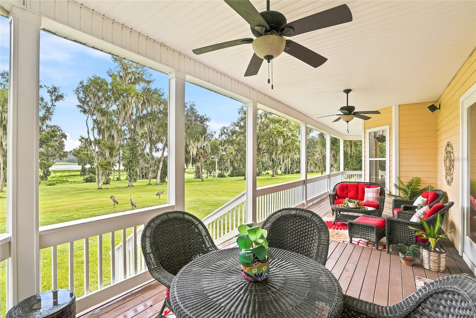 Back Porch - 18350 HANCOCK BLUFF RD, DADE CITY