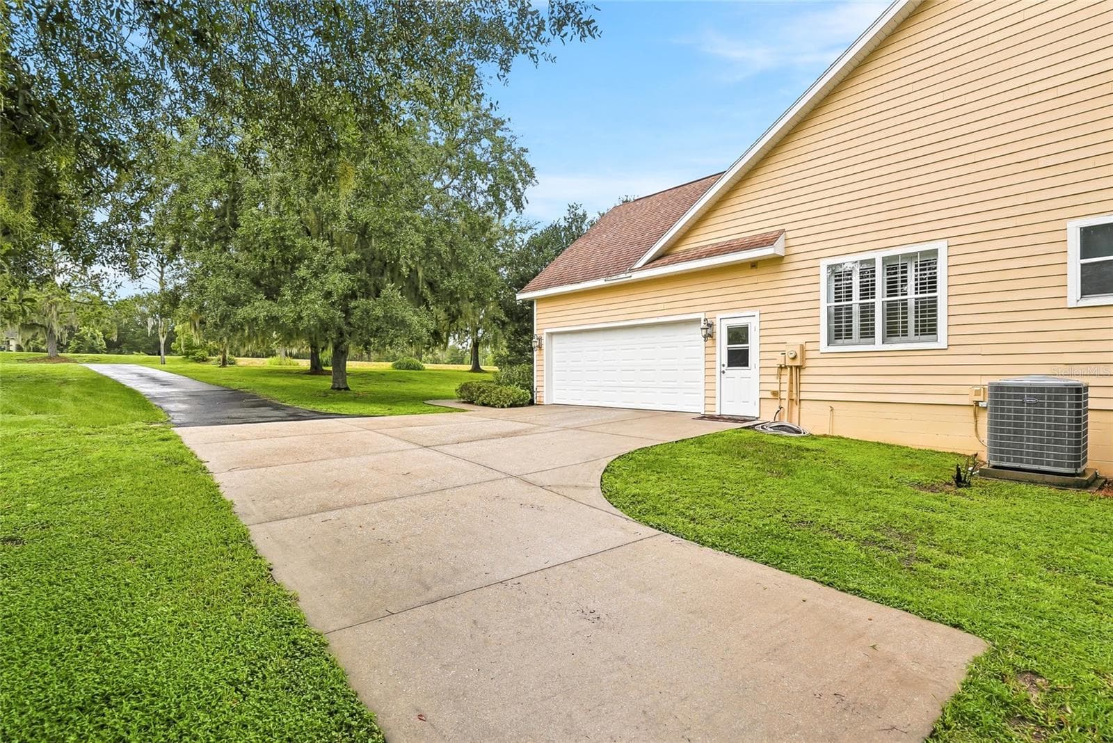 Driveway - 18350 HANCOCK BLUFF RD, DADE CITY