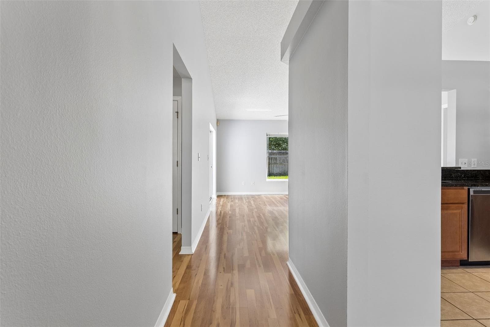 Come on in.... - 2657 WINCHESTER CIR, EUSTIS