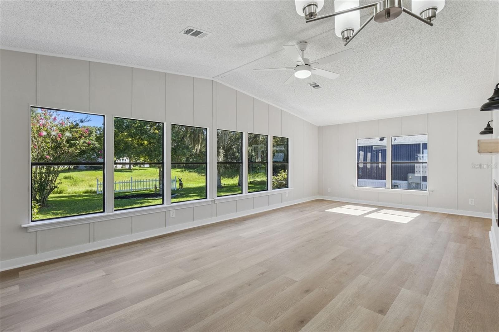 Manufactured Home at 2595 E MONTE CT, HERNANDO, photo 13 of 72