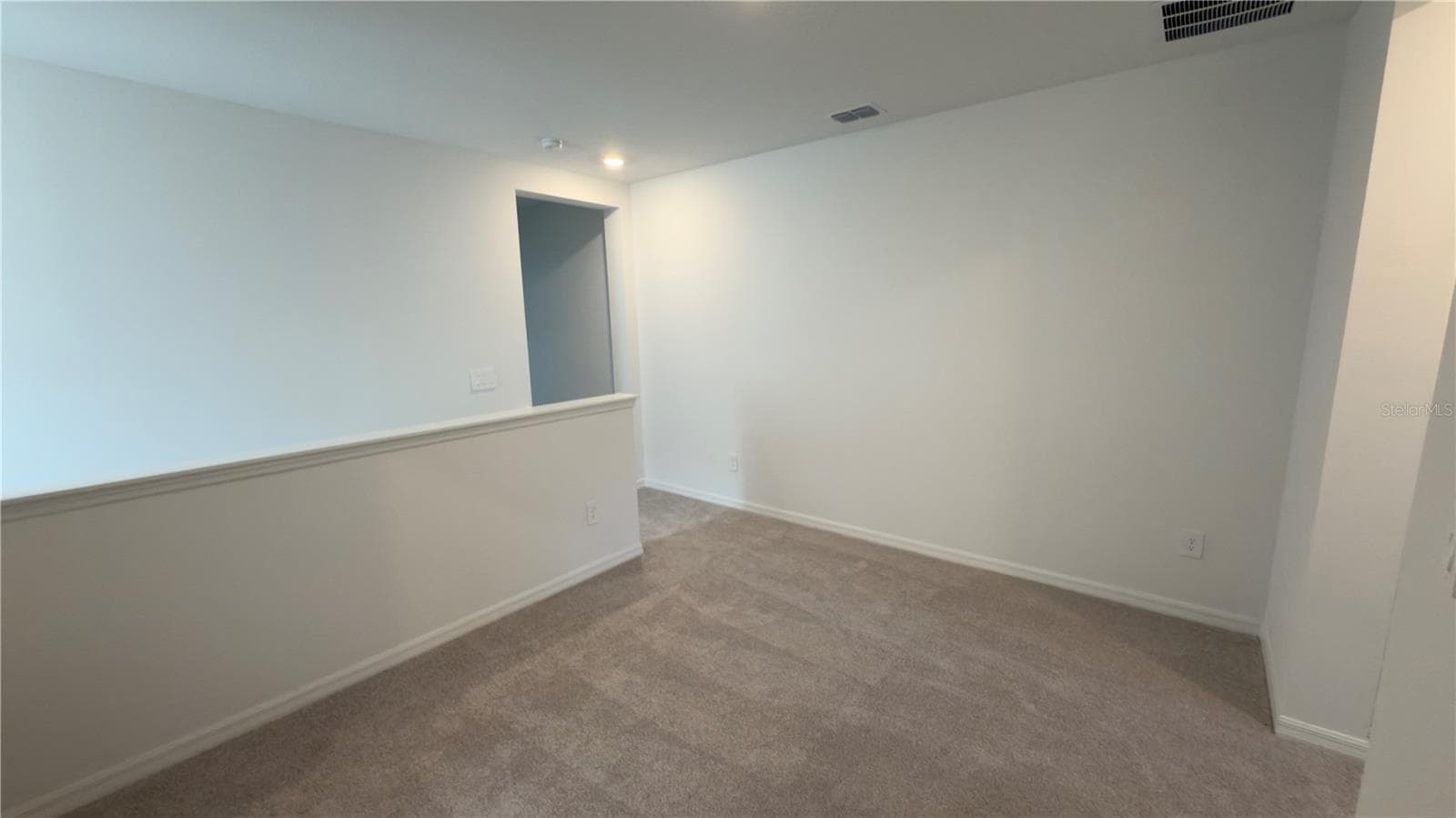Townhouse at 36206 OBSIDIAN LN, ZEPHYRHILLS, photo 15 of 27