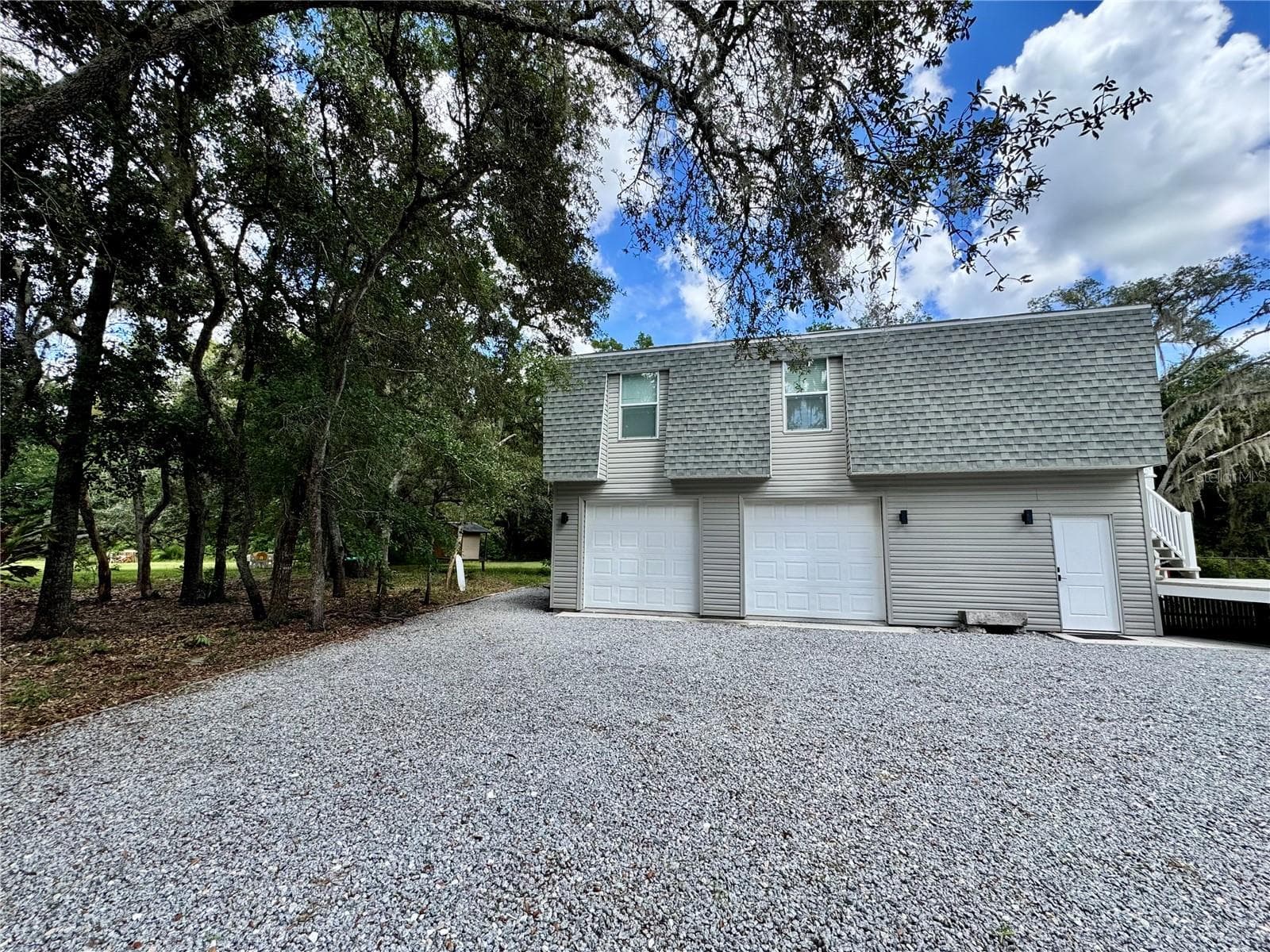 Garage w/Apt above - 9710 BLACK BEAR CT, NEW PORT RICHEY