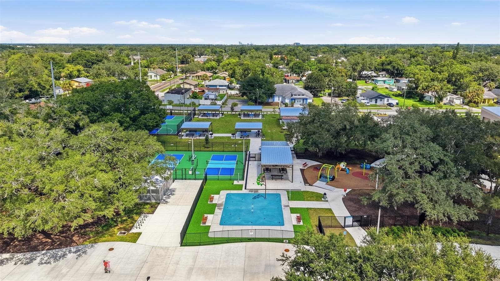 Single Family Residence at 3311 E ELLICOTT ST, TAMPA, photo 44 of 46