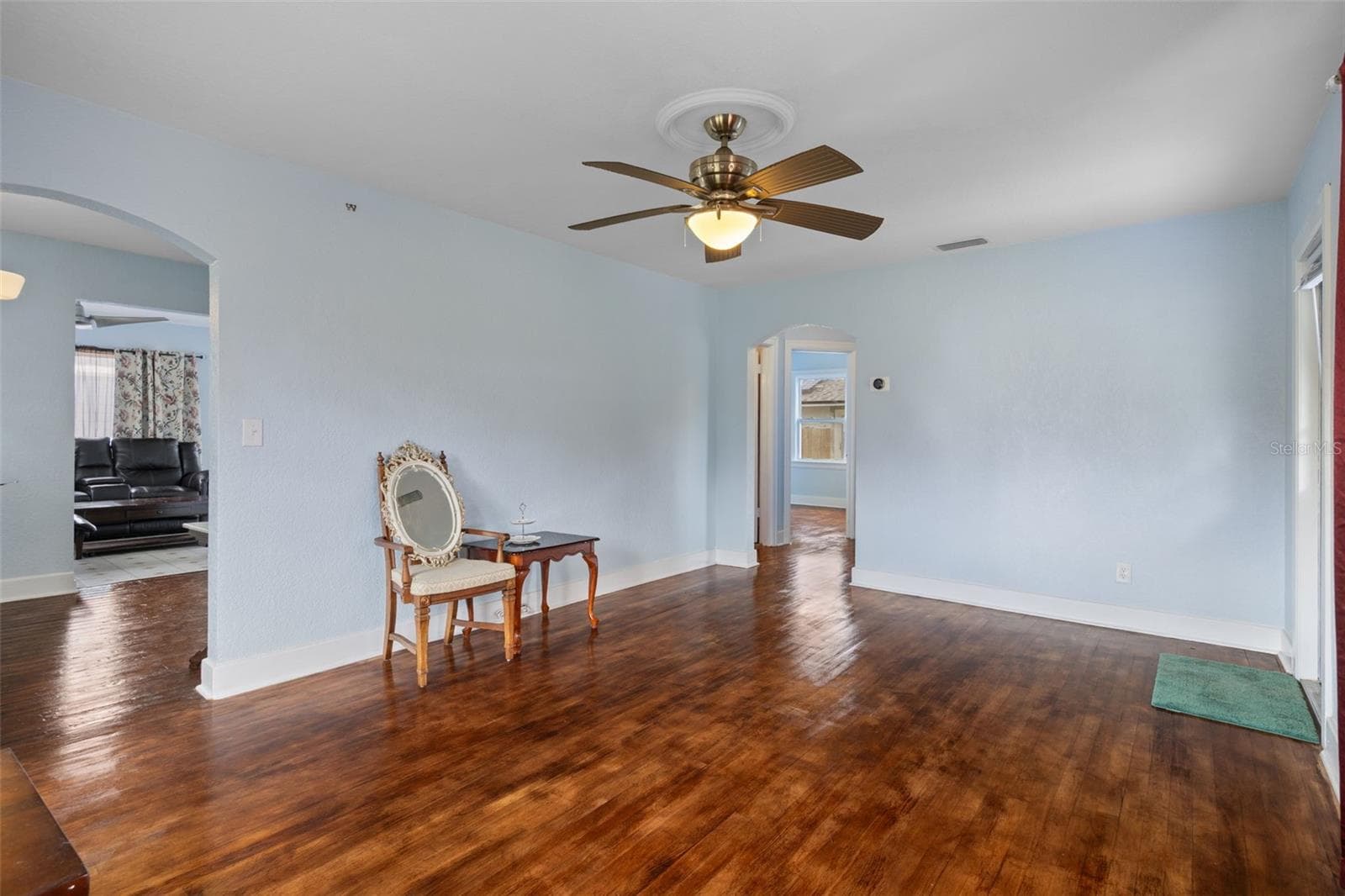 Single Family Residence at 5300 39 AVE N, ST PETERSBURG, photo 10 of 45