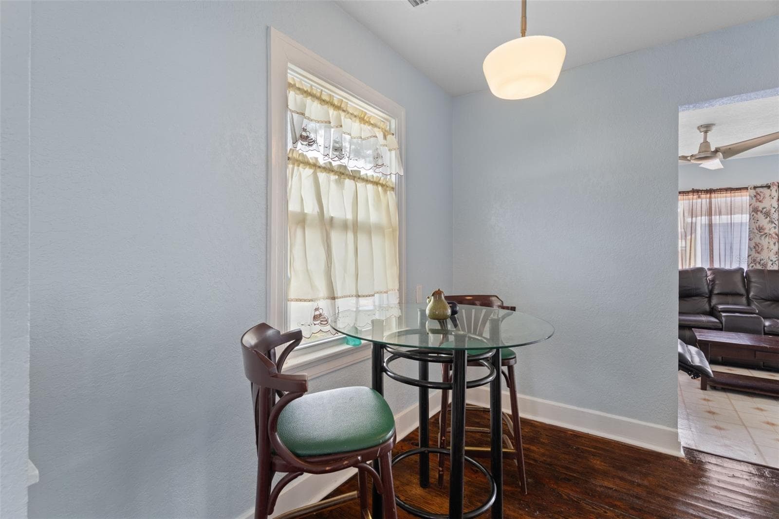 Single Family Residence at 5300 39 AVE N, ST PETERSBURG, photo 19 of 45