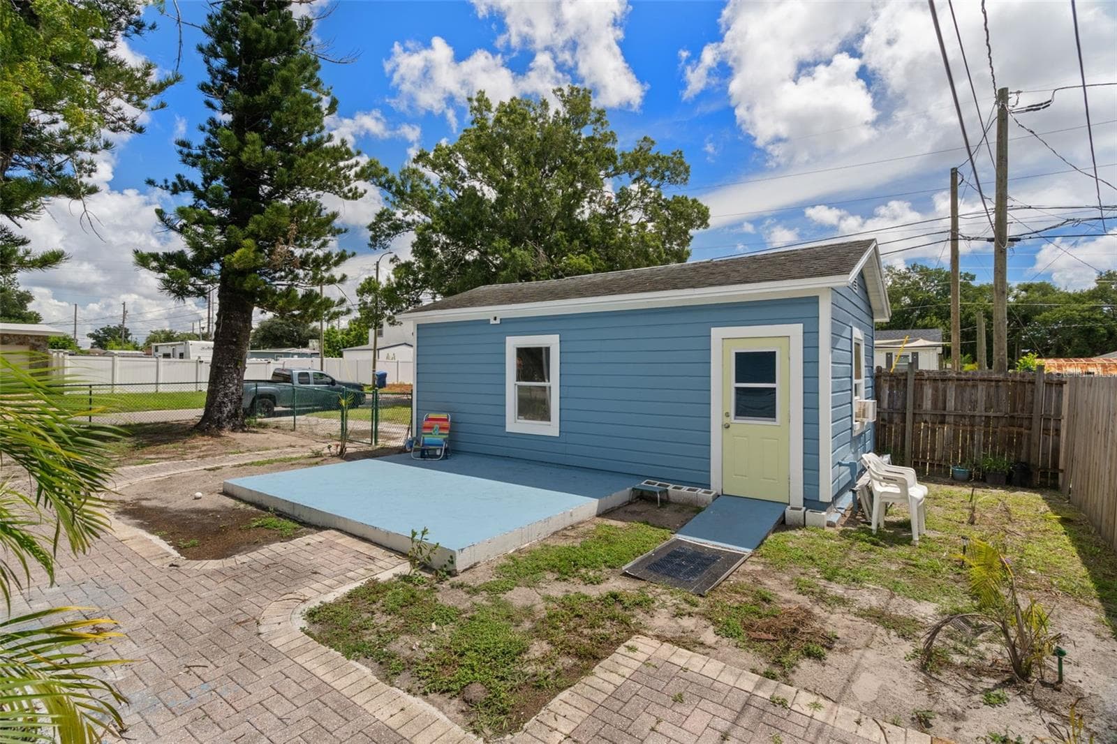 Single Family Residence at 5300 39 AVE N, ST PETERSBURG, photo 40 of 45