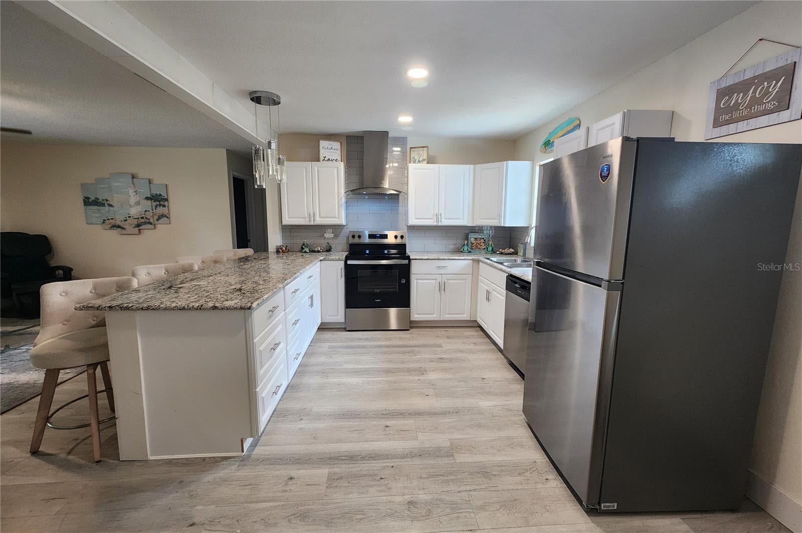 Single Family Residence at 2871 W ALBATROSS RD, AVON PARK, photo 12 of 23