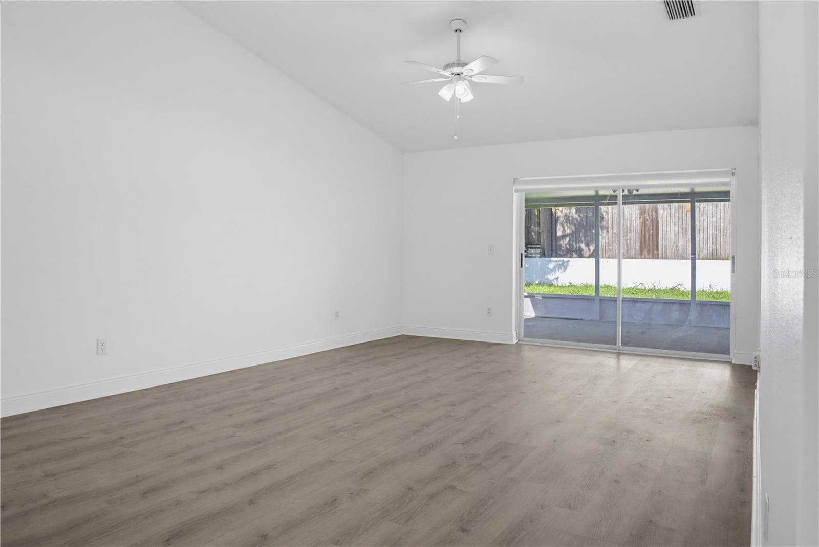 Living Room - 1060 DEES DR, OVIEDO