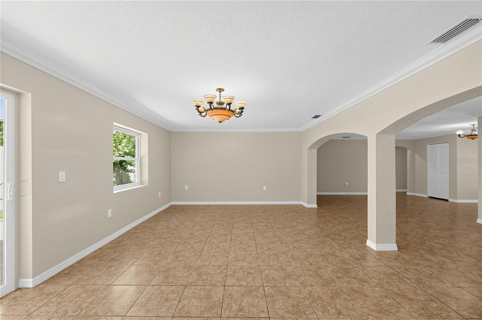 Single Family Residence at 915 SEMINOLE BLVD, TARPON SPRINGS, photo 19 of 26