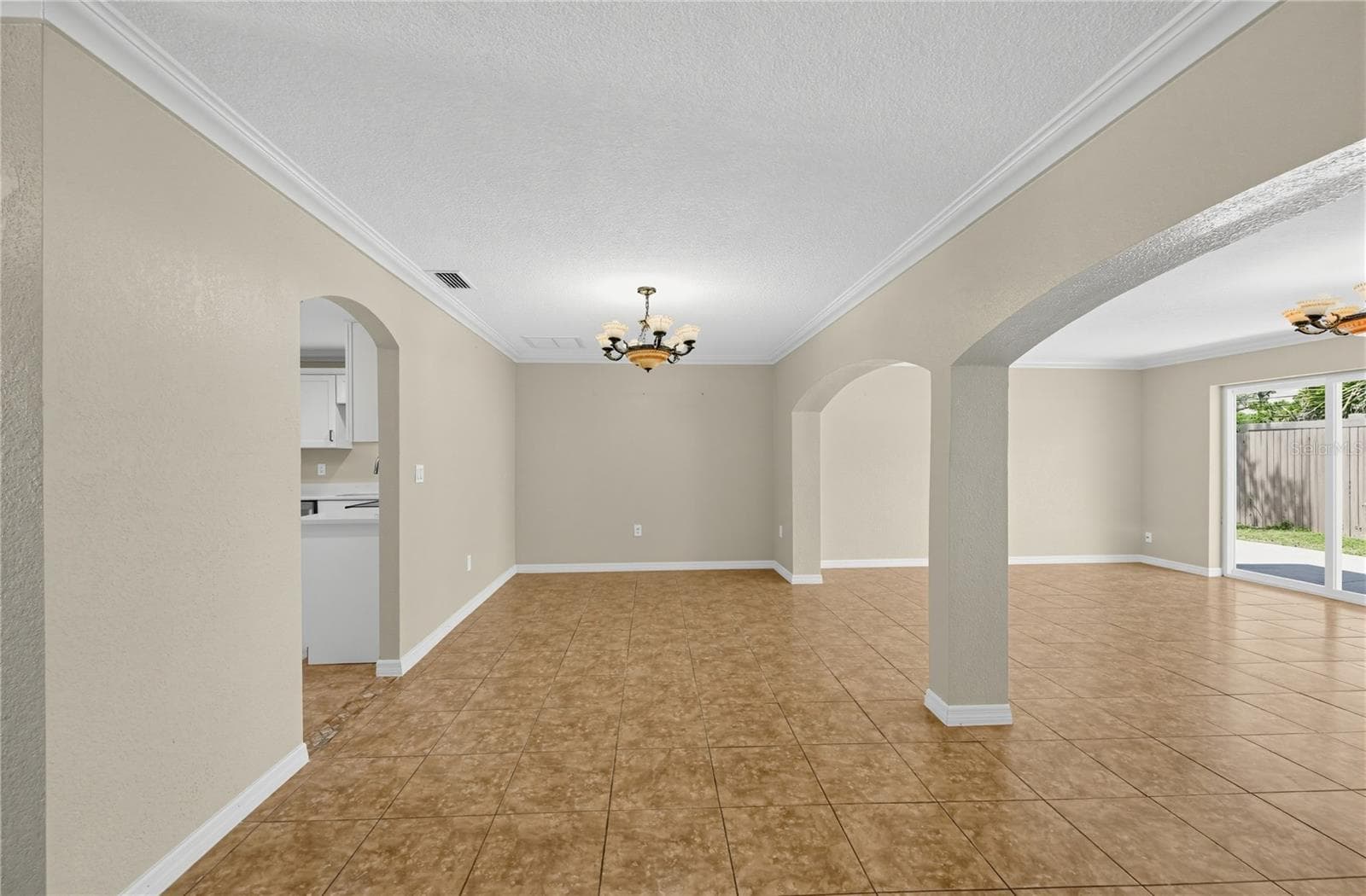 Single Family Residence at 915 SEMINOLE BLVD, TARPON SPRINGS, photo 21 of 26