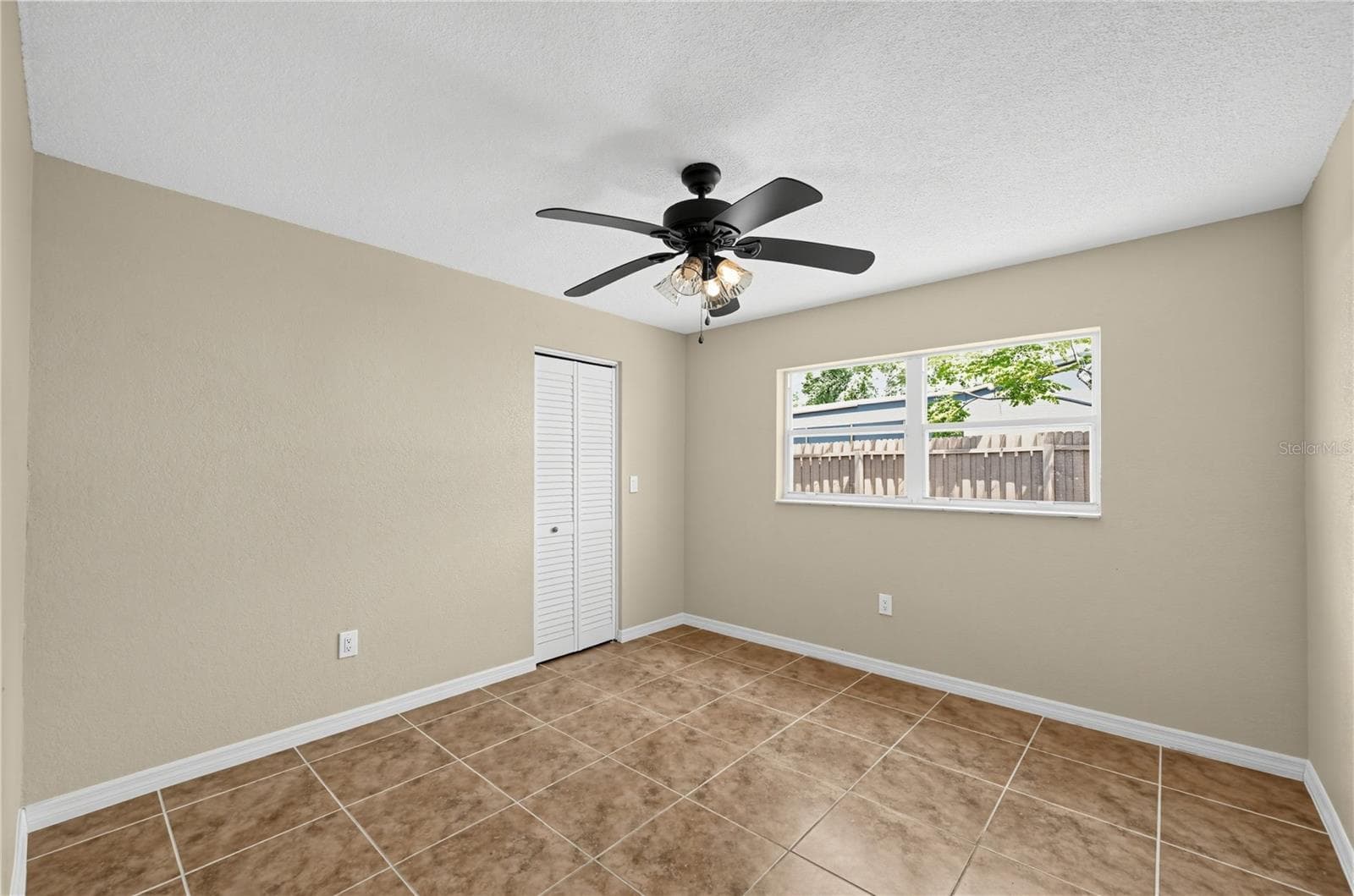 Single Family Residence at 915 SEMINOLE BLVD, TARPON SPRINGS, photo 18 of 26