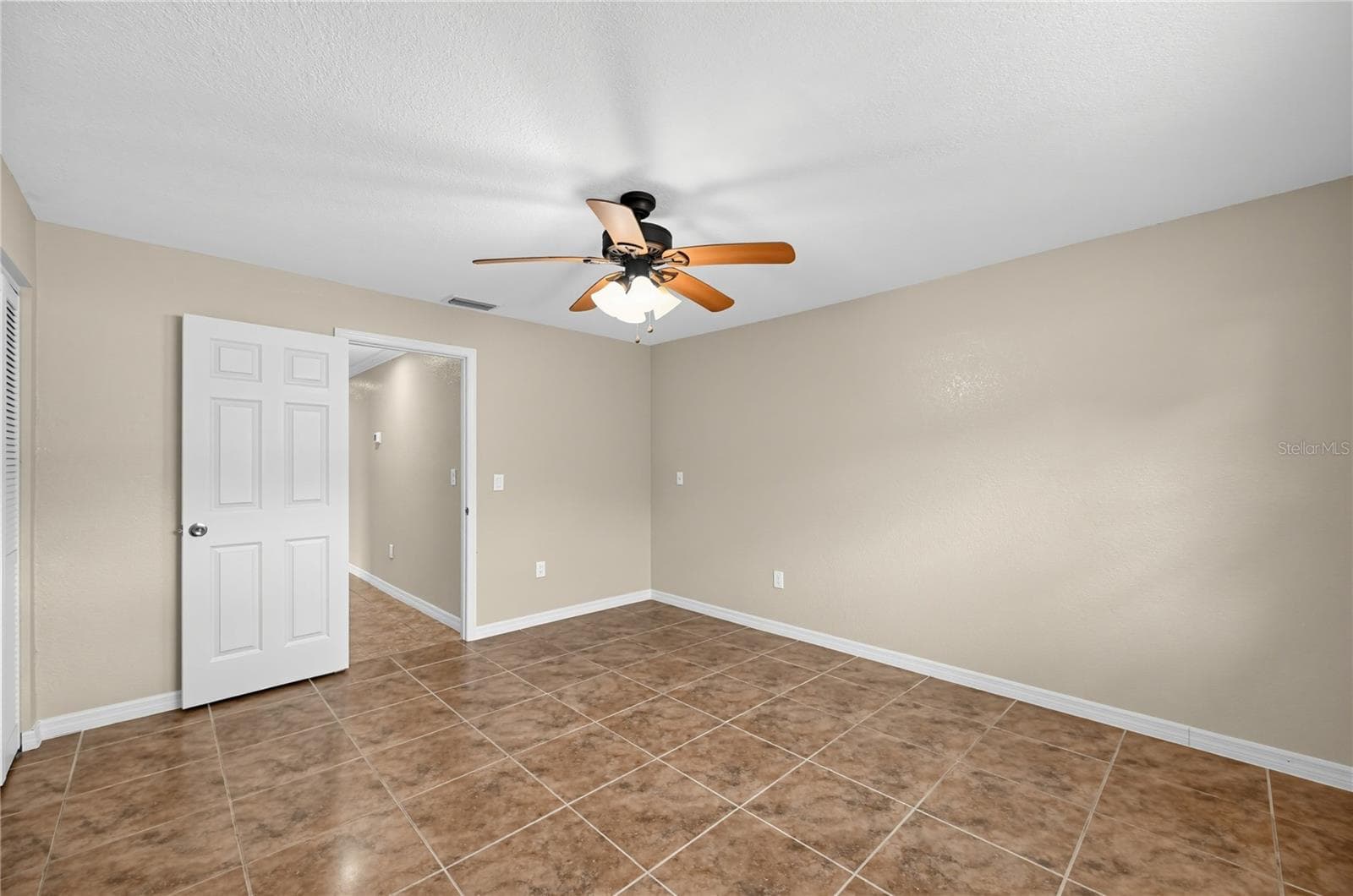 Single Family Residence at 915 SEMINOLE BLVD, TARPON SPRINGS, photo 20 of 26