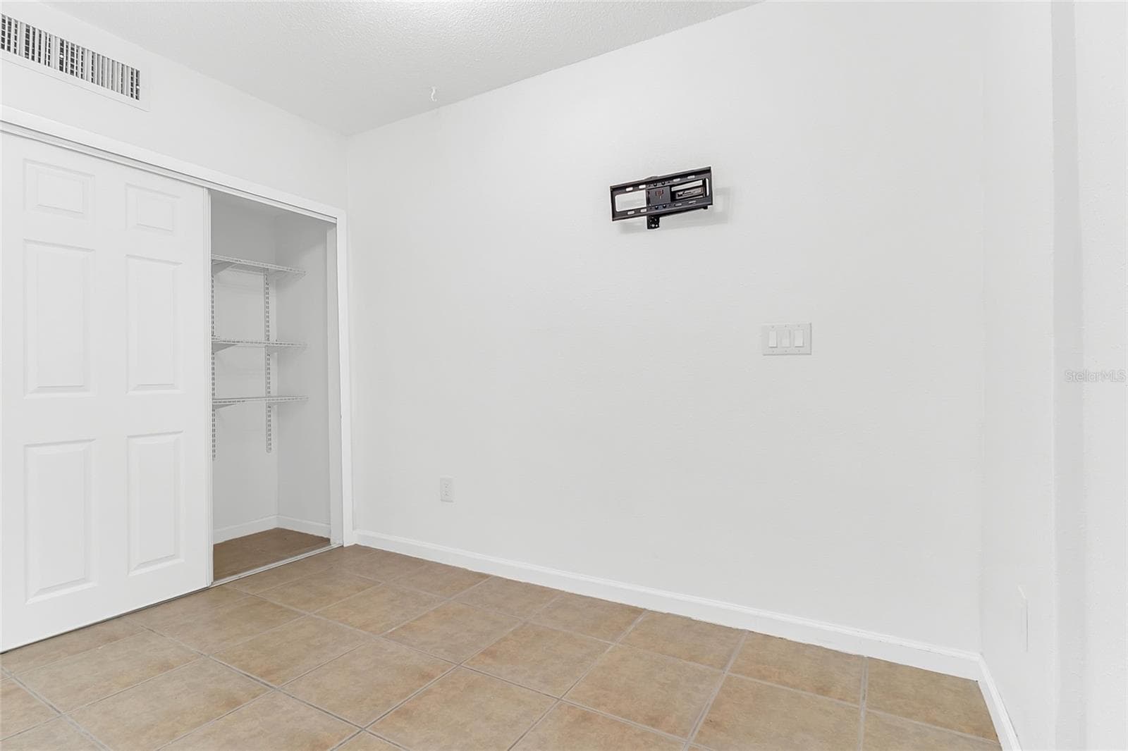 Condominium at 200 MAITLAND AVE #41, ALTAMONTE SPRINGS, photo 8 of 38