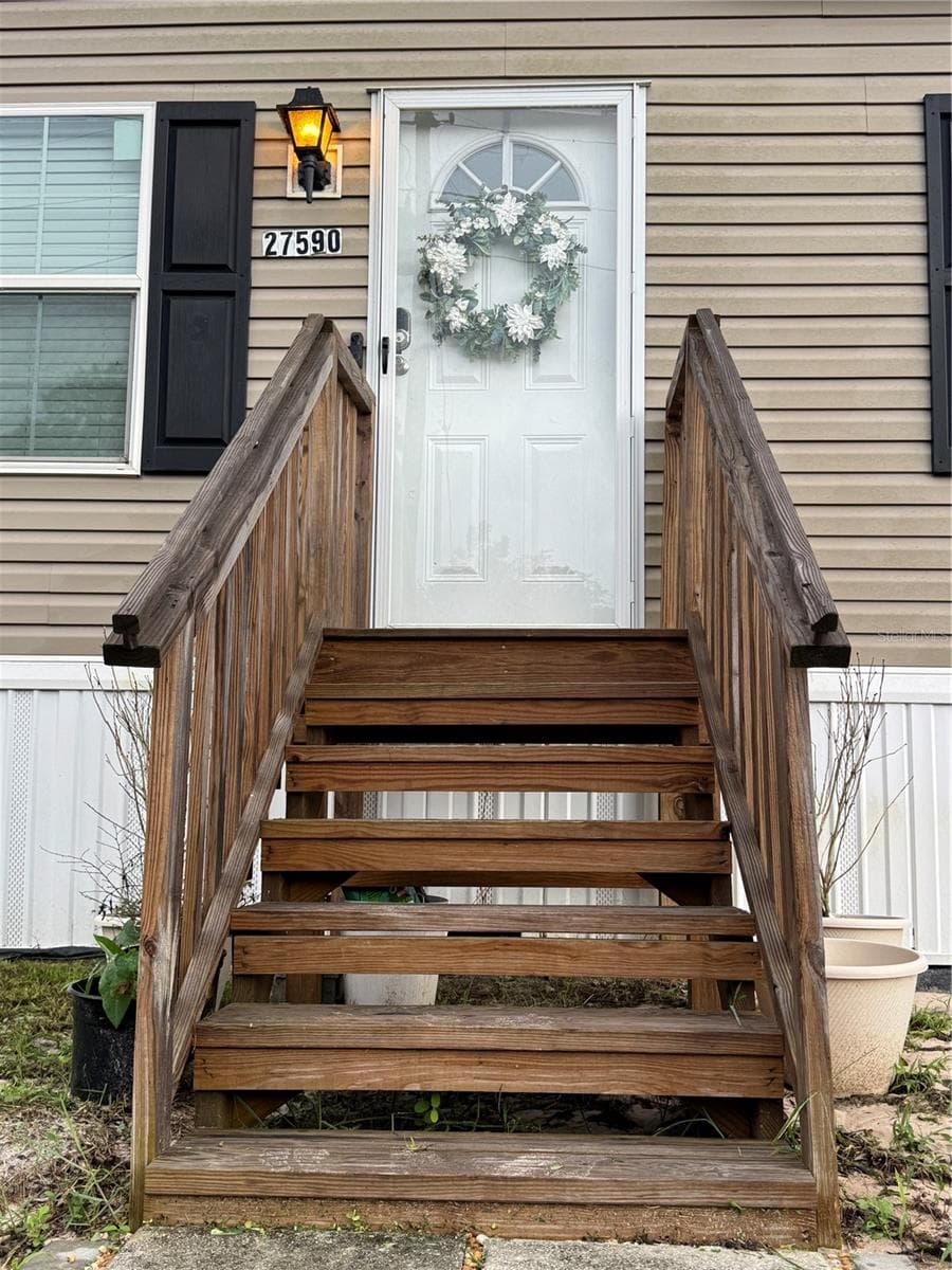 Welcome Home - 27590 COUNTY ROAD 42, PAISLEY