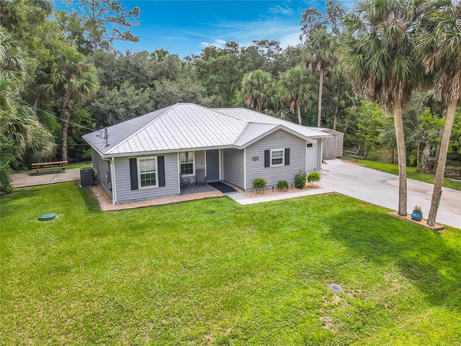 Single Family Residence at 2863 CANAL RD, DELAND, photo 2 of 76
